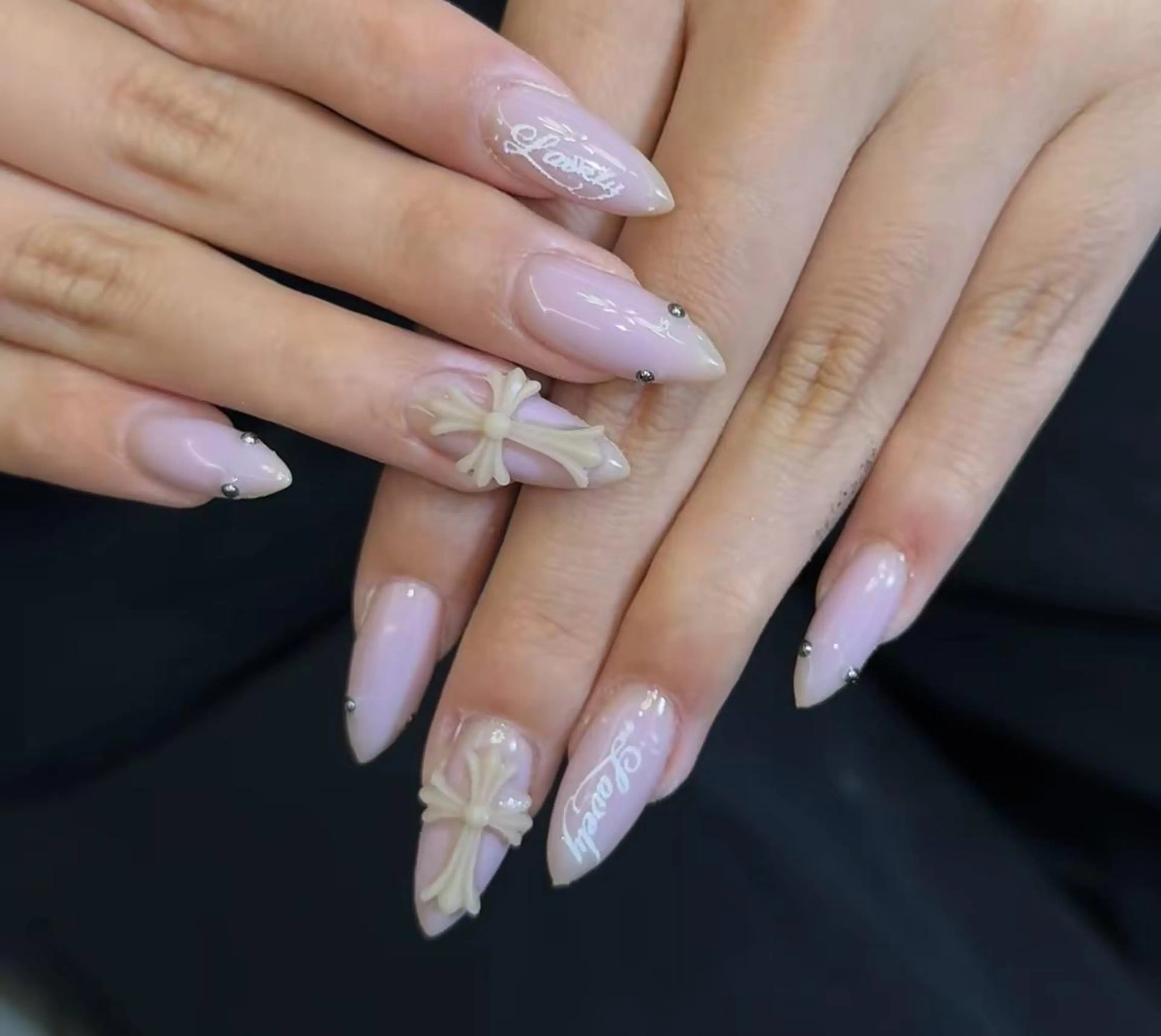 ネイル ハンドネイル エリ🫧 nail池袋東口のネイルデザイン