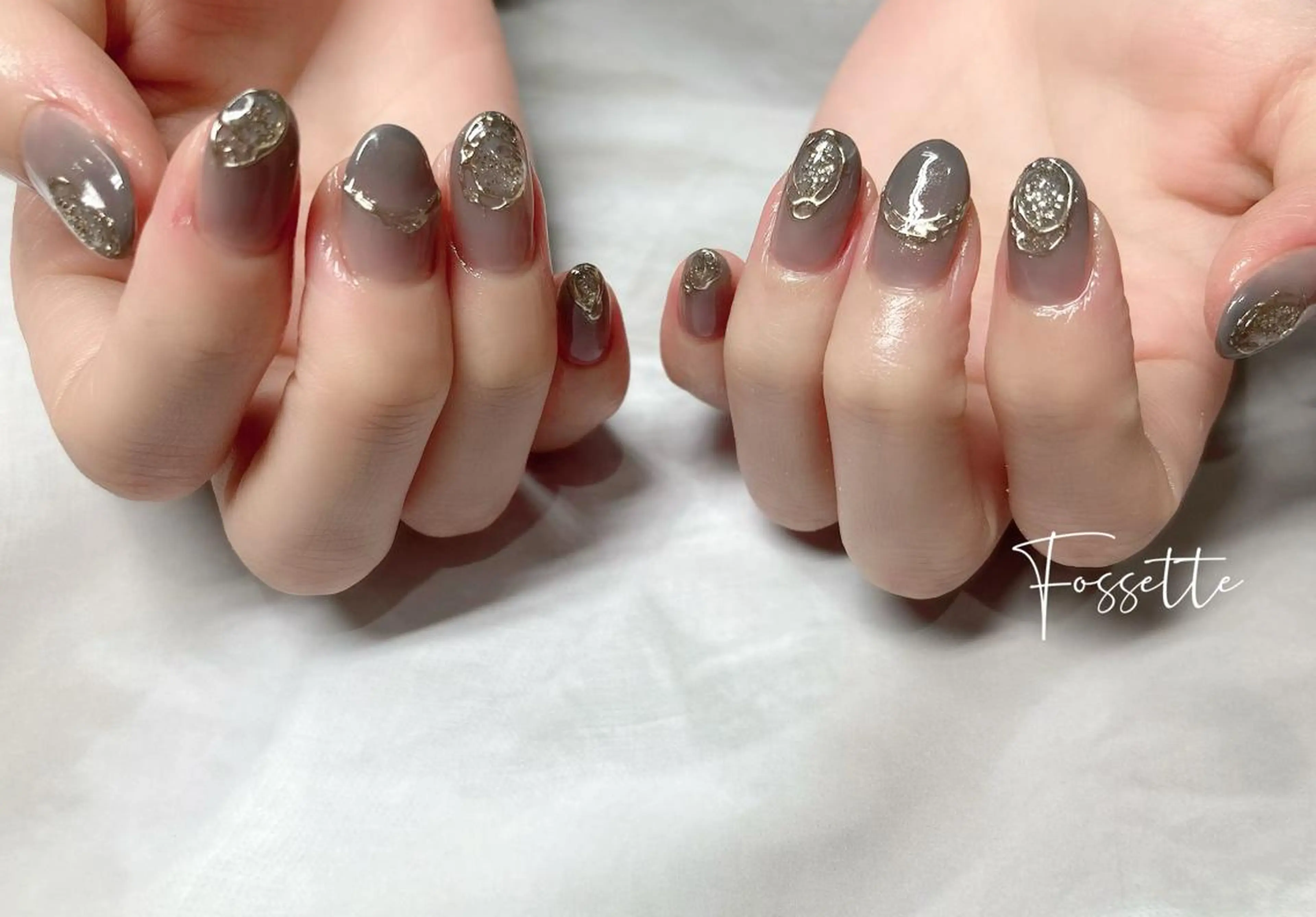 ネイル グラデーション ミラーネイル ニュアンスネイル ぷっくりネイル ハンドネイル nailsalon Fossetteのネイルデザイン