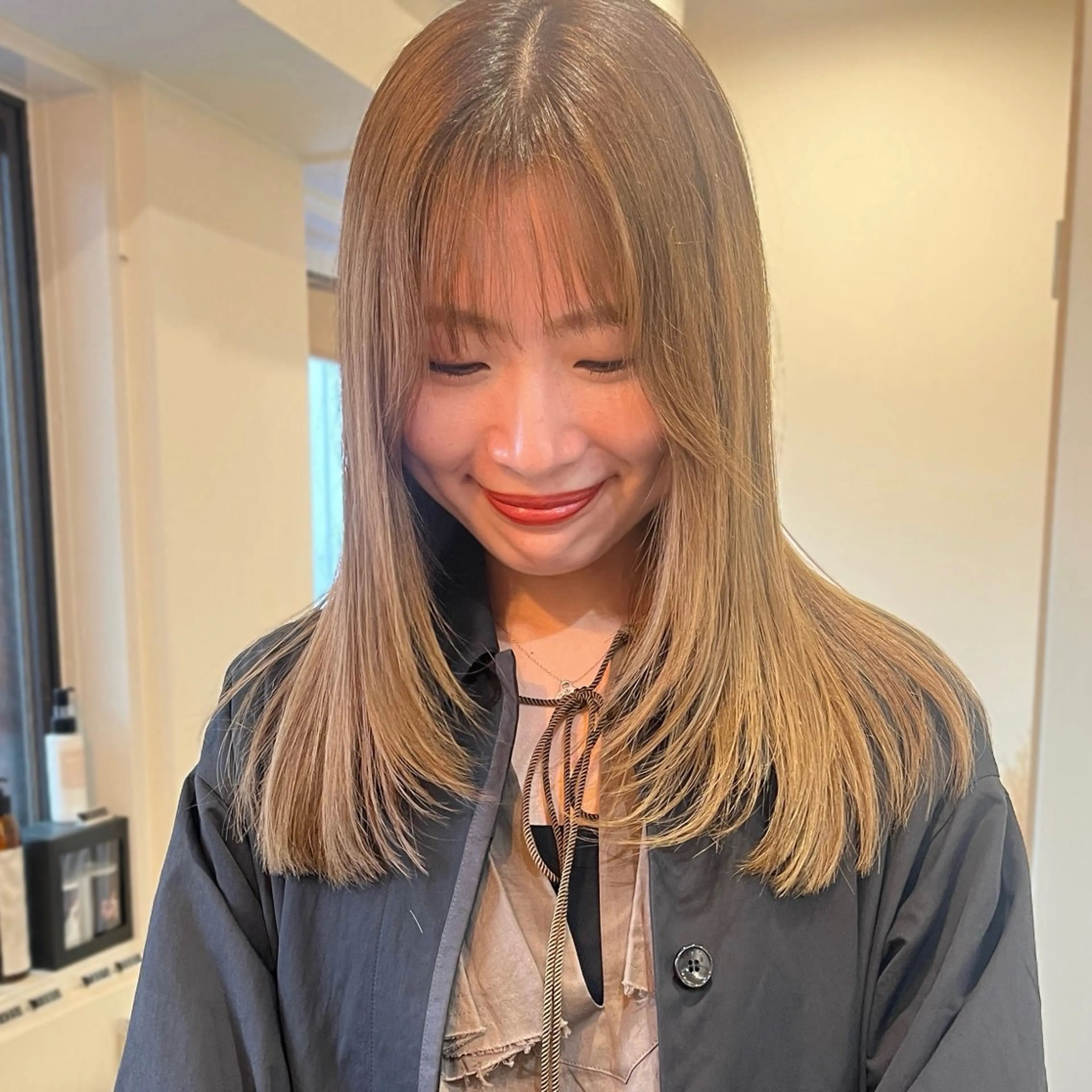 セミロング レイヤーカット カット トリートメント ボブ/透明感カラー /坂口恵梨子のヘアスタイル