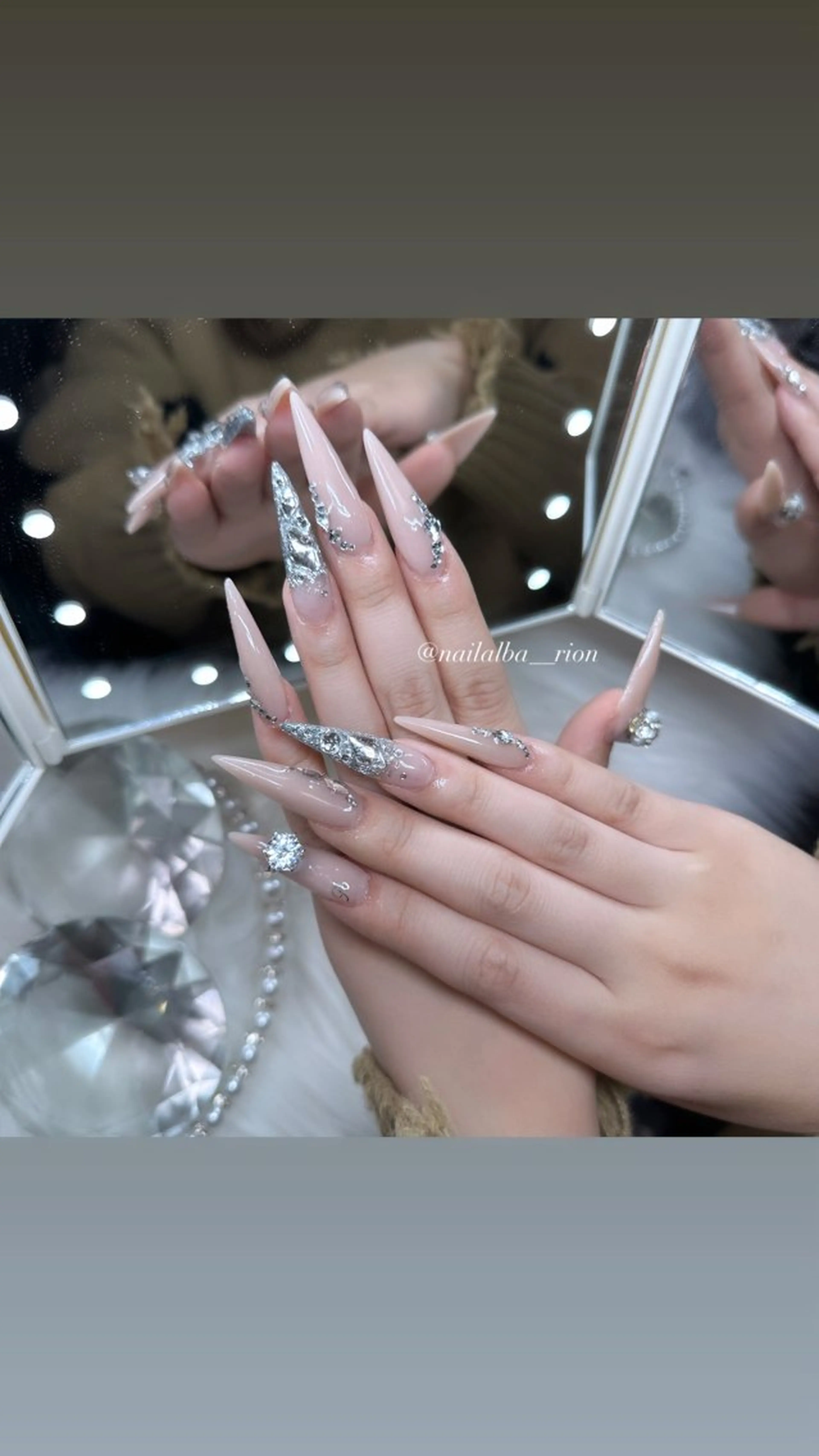 ネイル 加納 莉音のネイルデザイン