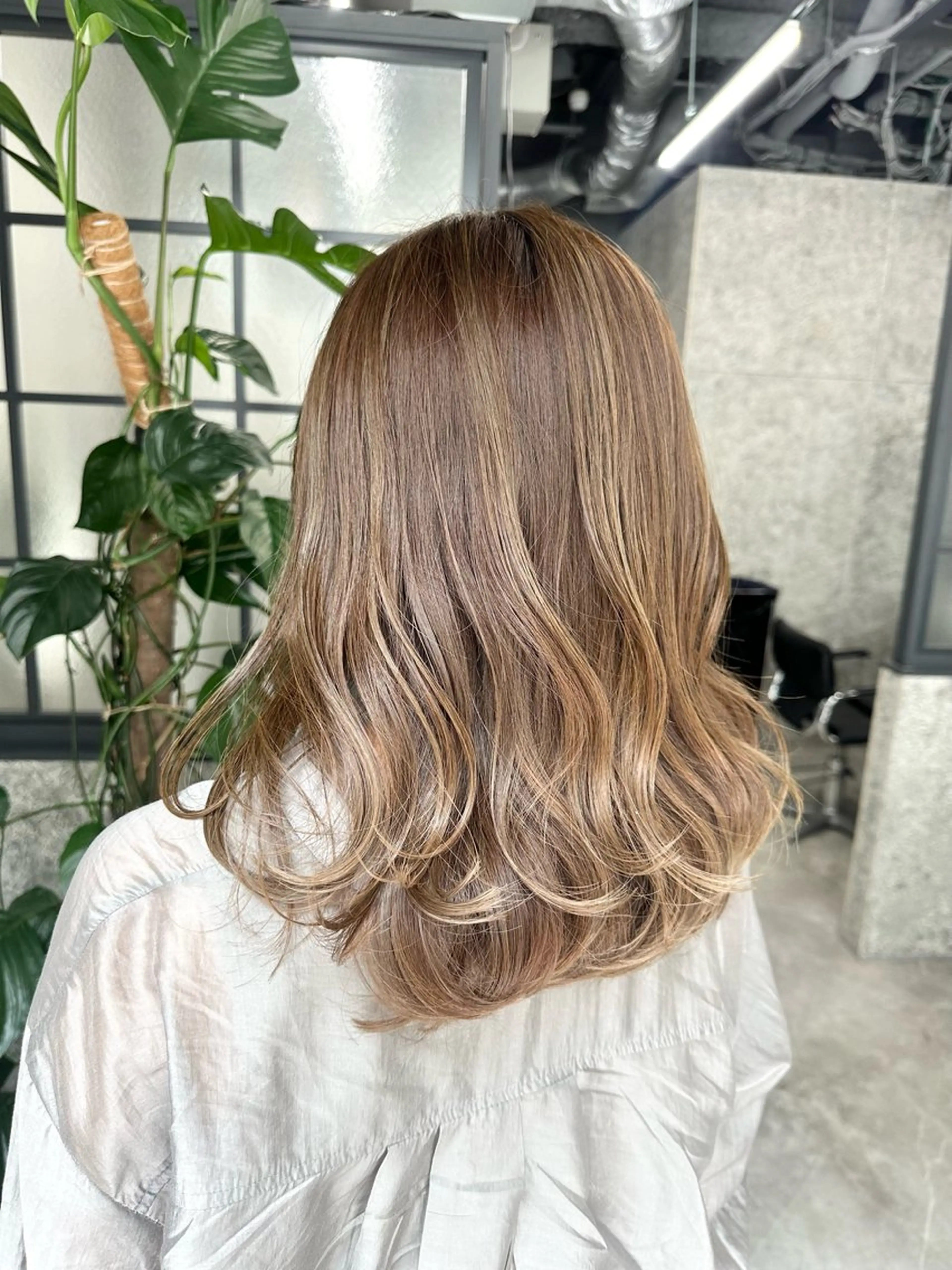 セミロング カラー ブリーチ ダブルカラー ブリーチなしカラー ヘアカラー 垢抜けヘア♡柔らかい カラー/mihoのヘアスタイル