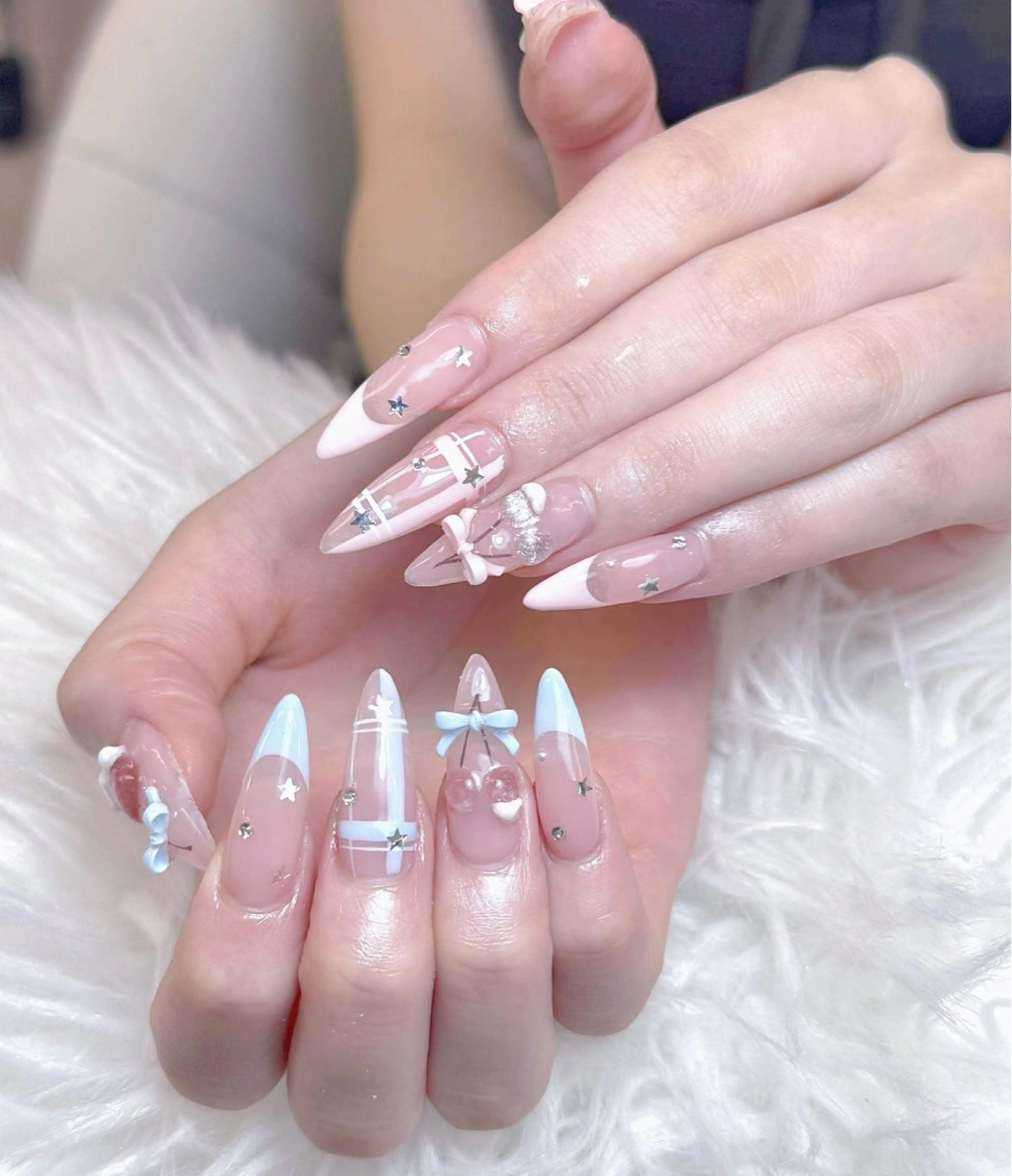 ネイル アートネイル オーロラネイル チークネイル 長さ出し フットネイル Miya _nailのネイルデザイン