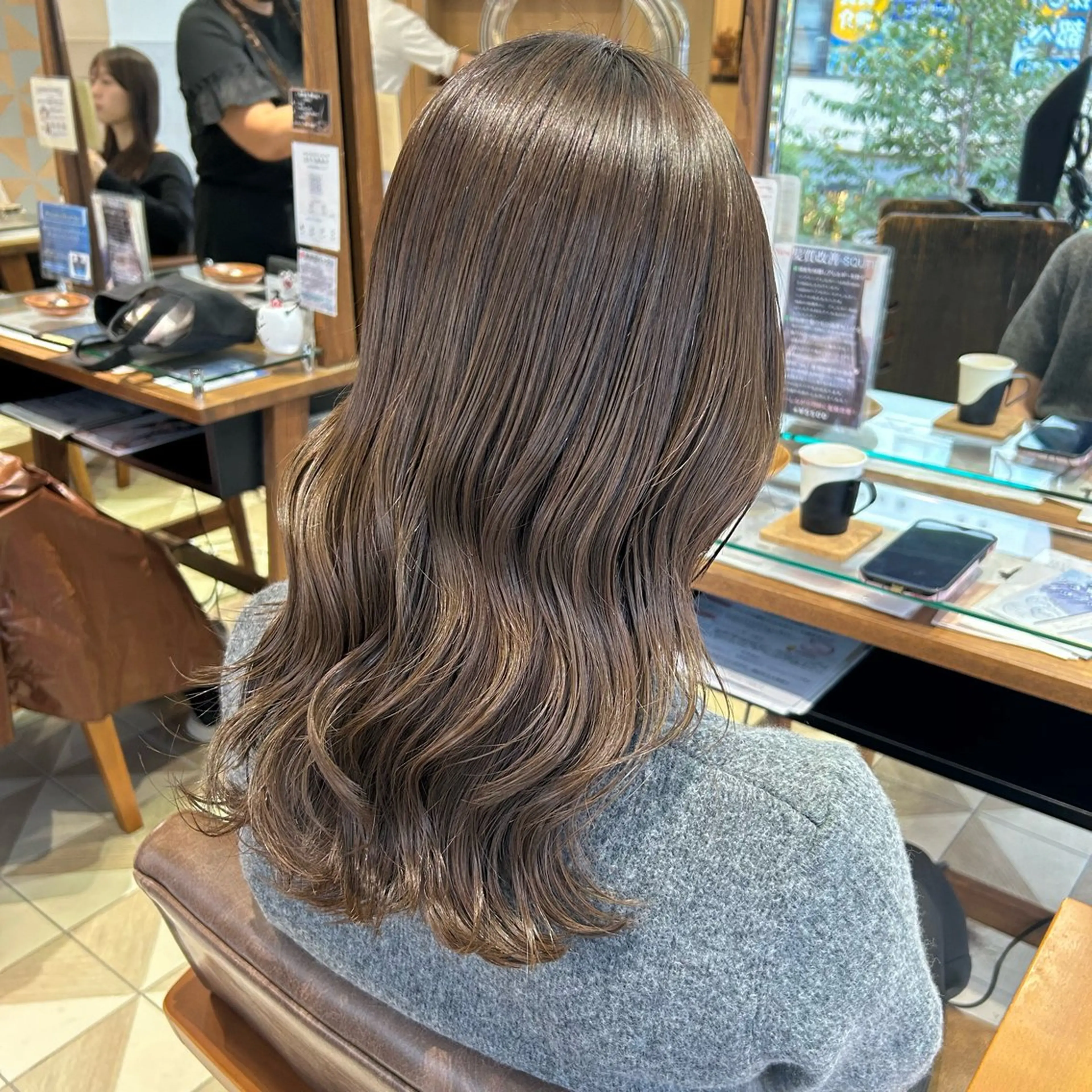 セミロング カラー ヘアアレンジ カット ヘアカラー 吉水 彩乃 /ボブ/艶感カラーのヘアスタイル