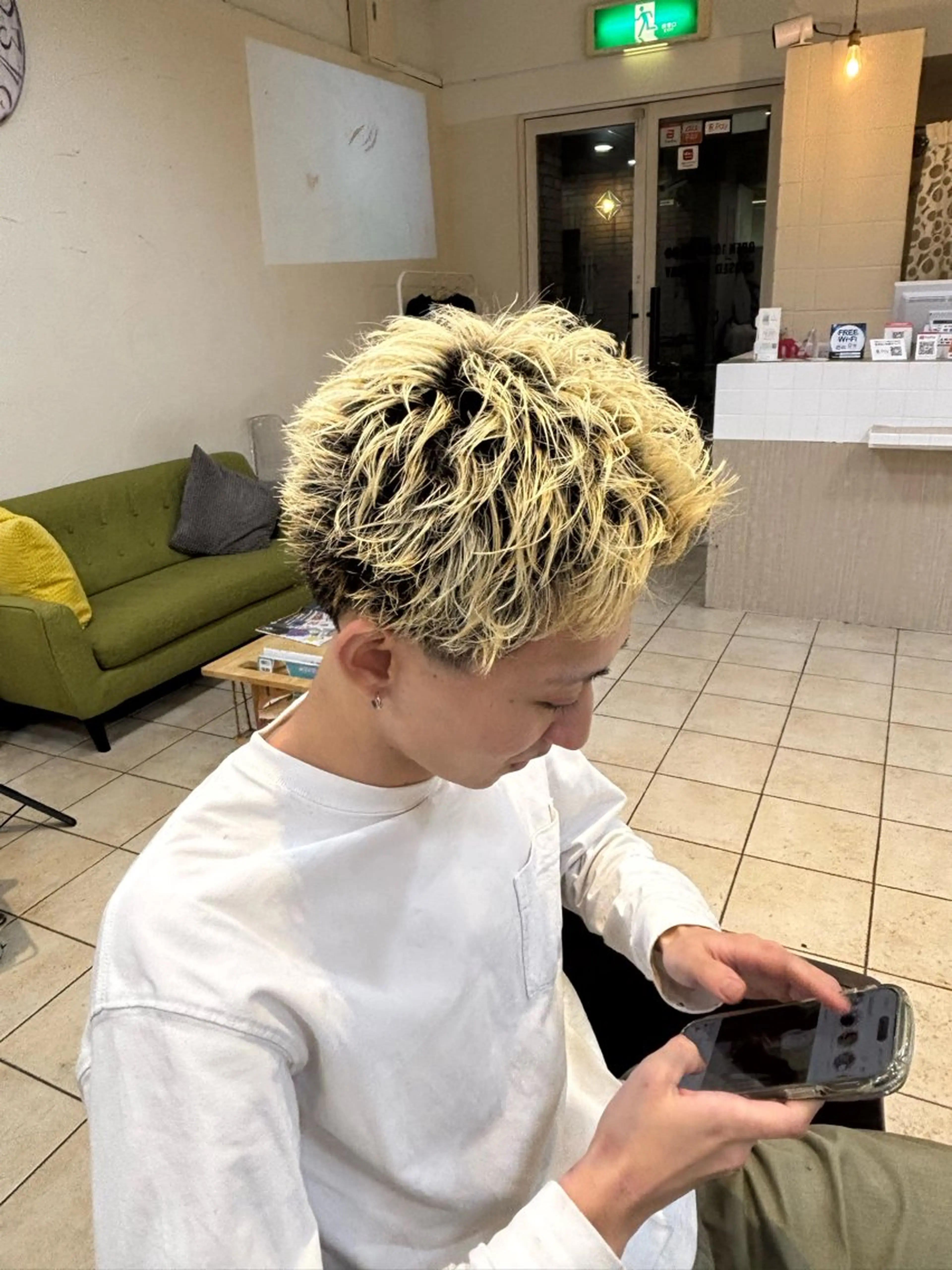 ショート パーマ メンズ スパイキーショート ショートヘア スパイキーショート/ メンズパーマ/関内涼のヘアスタイル