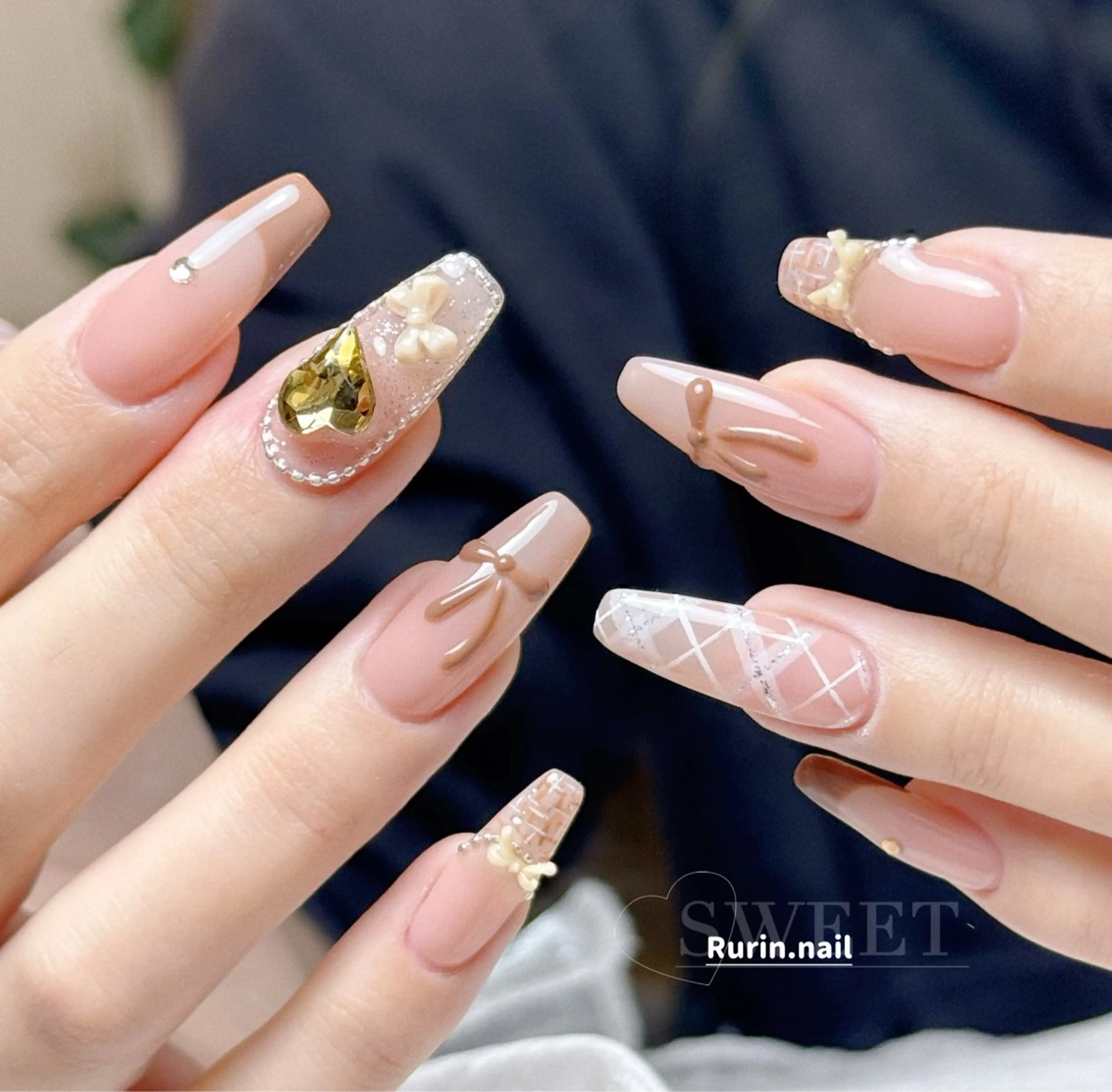 ネイル ハンドネイル ルリン サロン💅のネイルデザイン