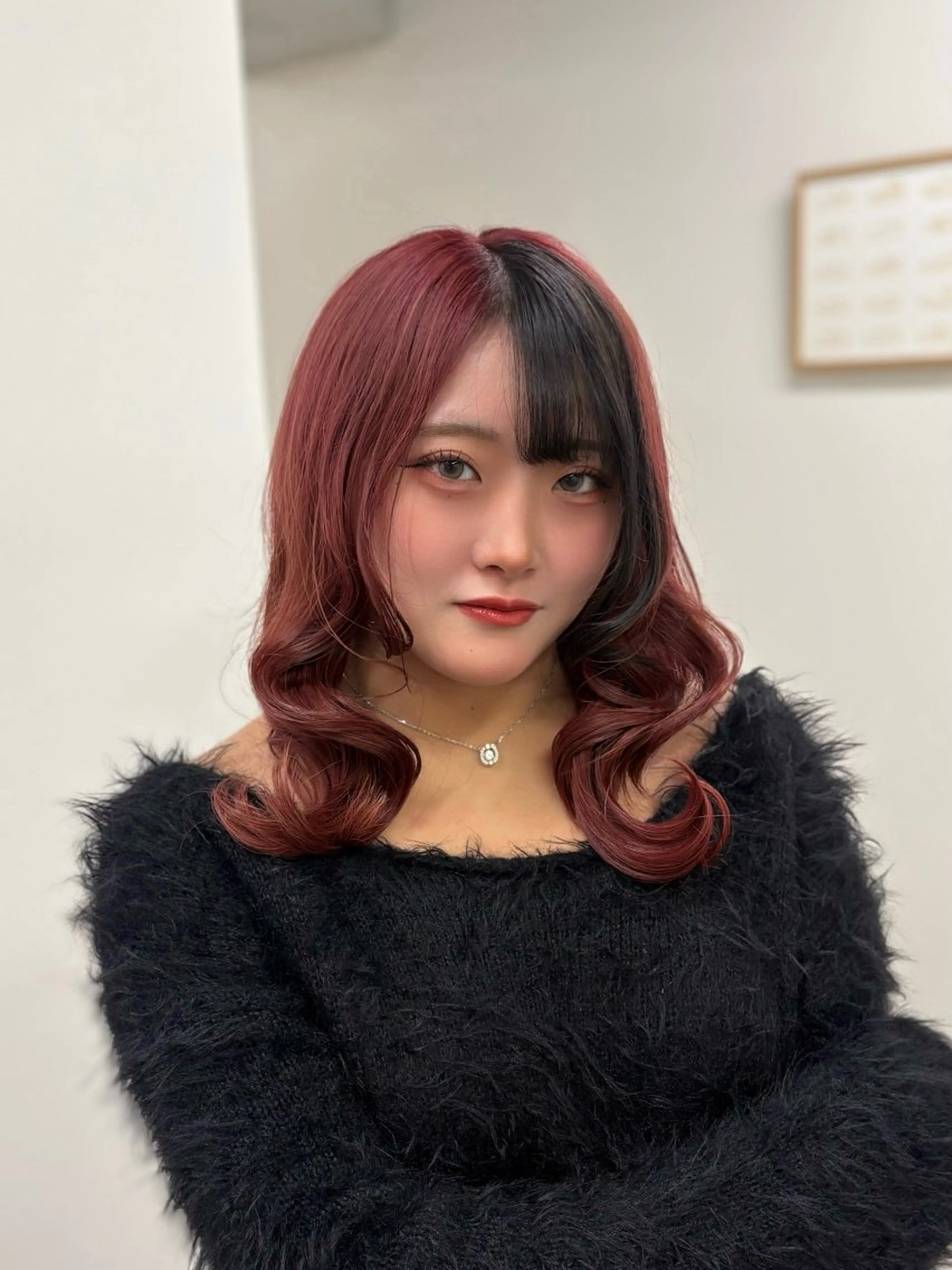 セミロング yui /暖色、ブラウンのヘアスタイル