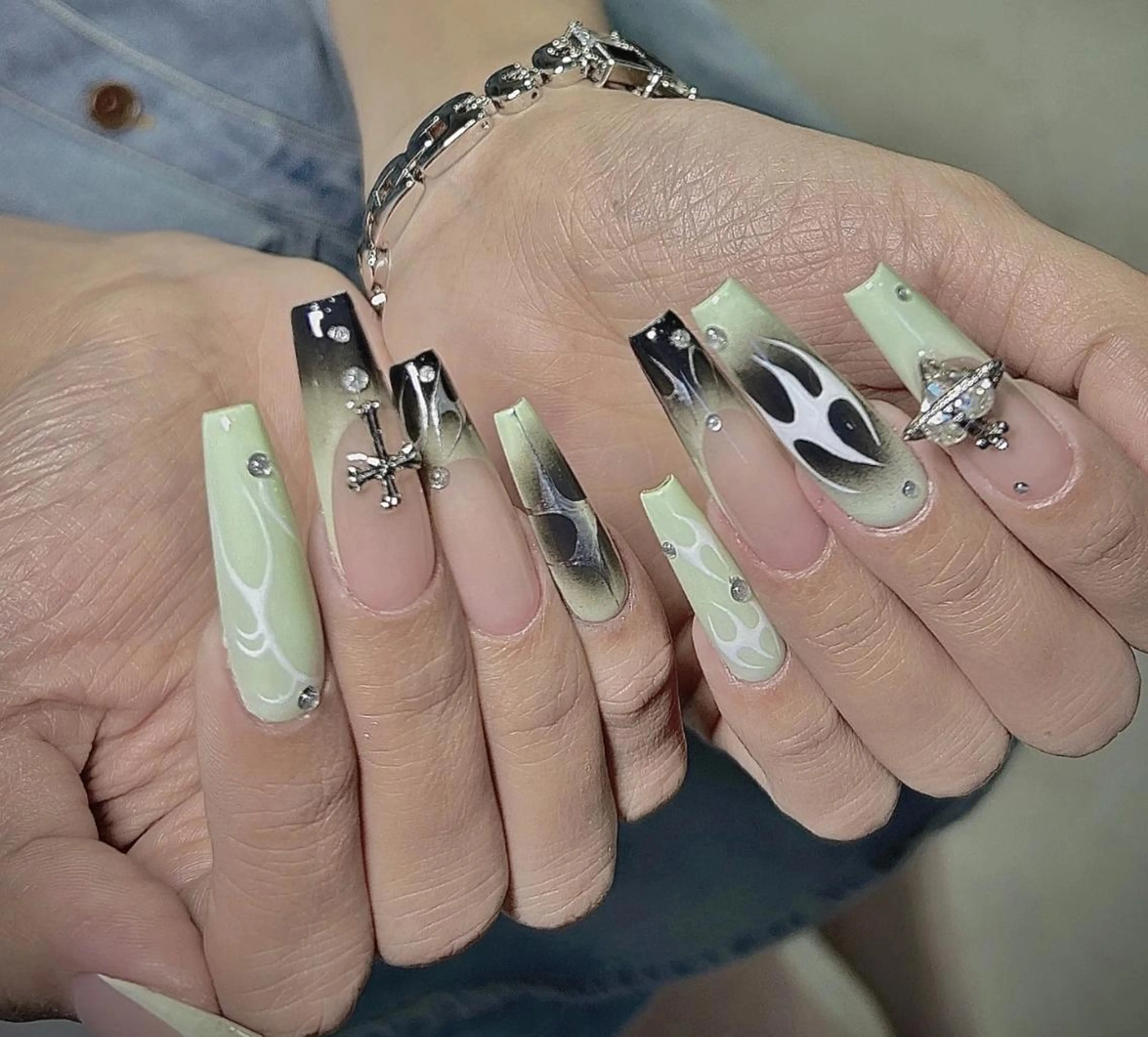 ネイル ハンドネイル Miya🎀 nailのネイルデザイン