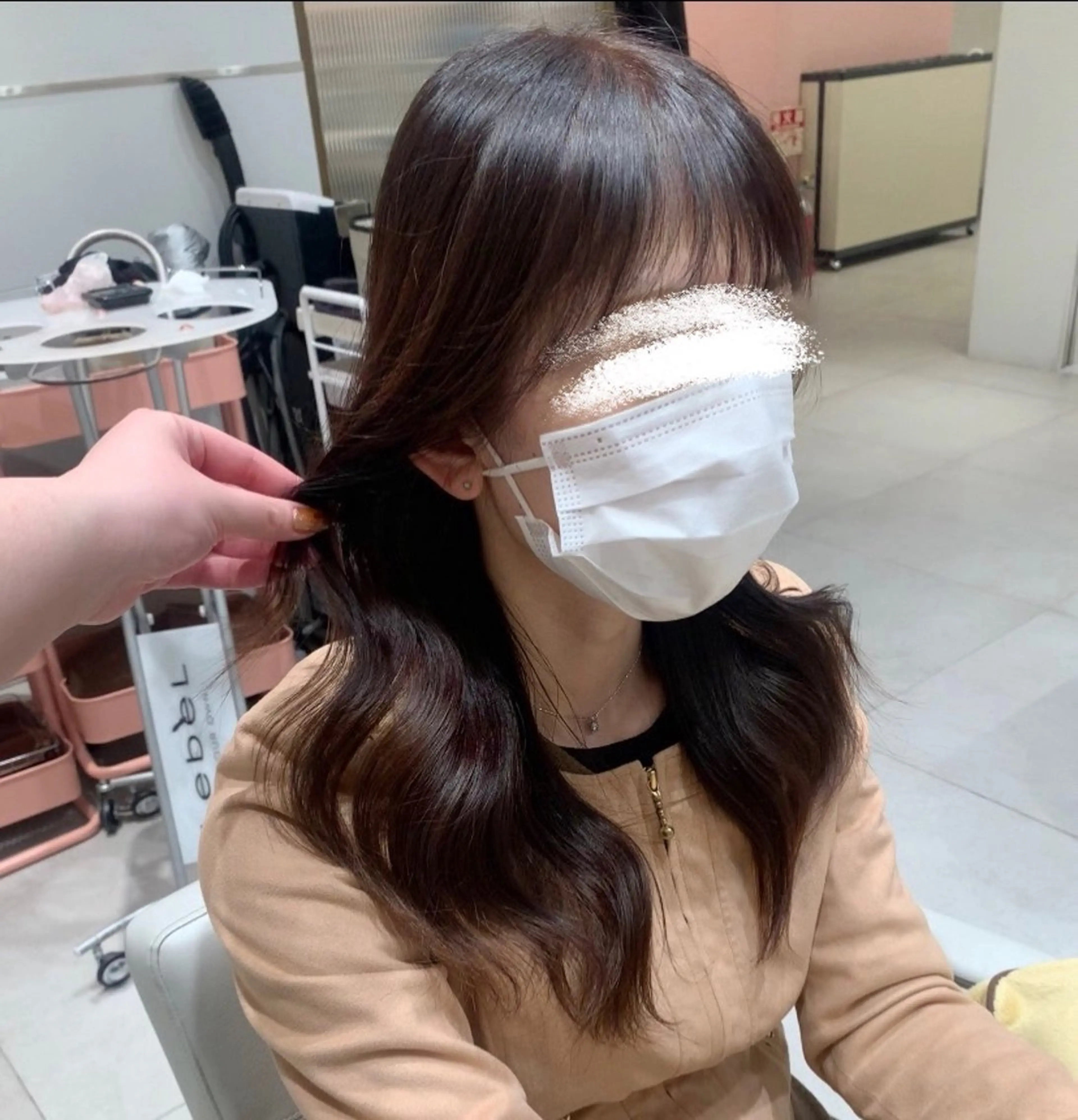 セミロング カラー ヘアアレンジ ヘアカラー トリートメント ヘアセット 内田 志乃のヘアスタイル