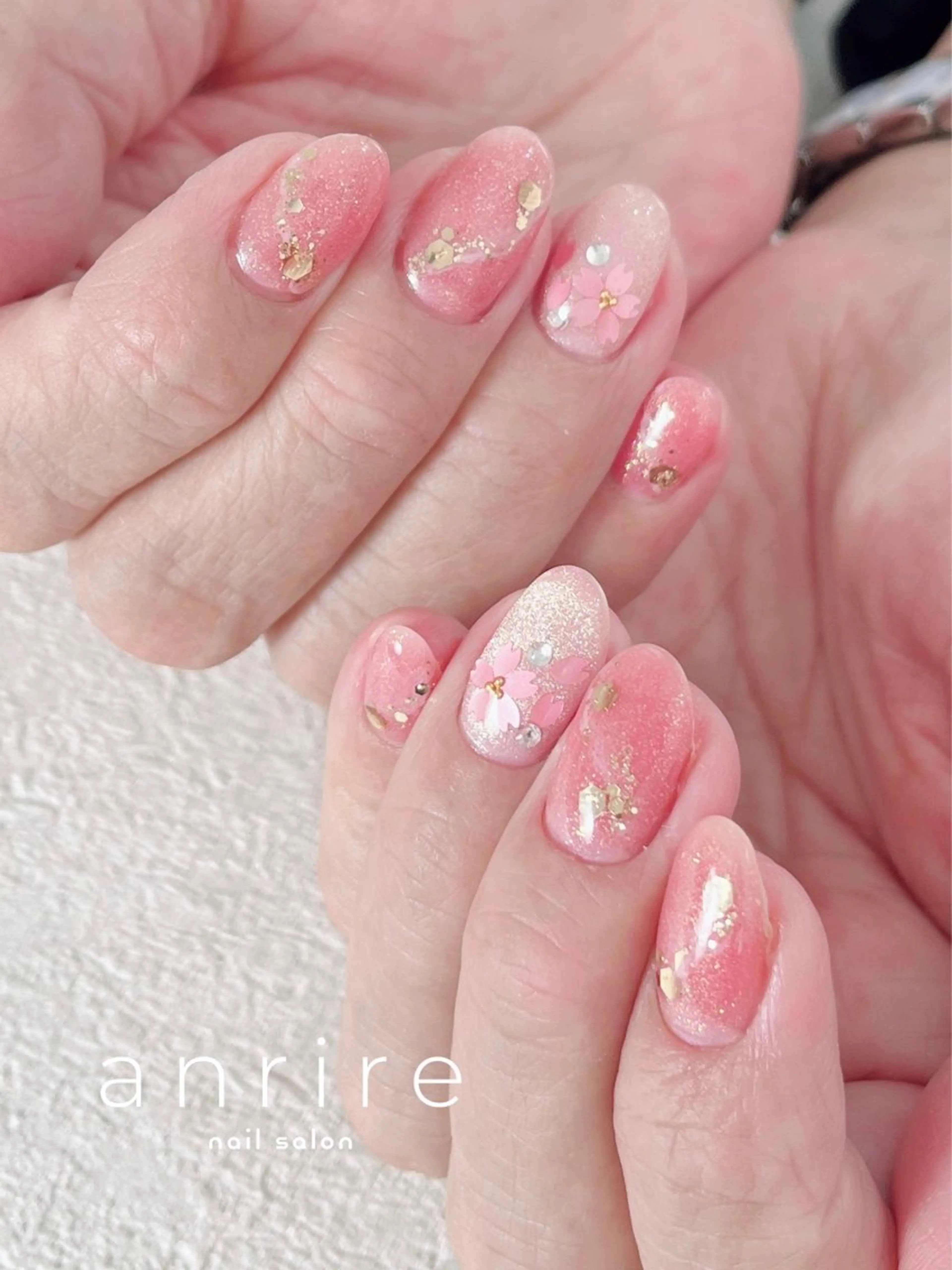 ネイル 桜ネイル キラキラネイル 春ネイル ハンドネイル nailsalon anrireのネイルデザイン