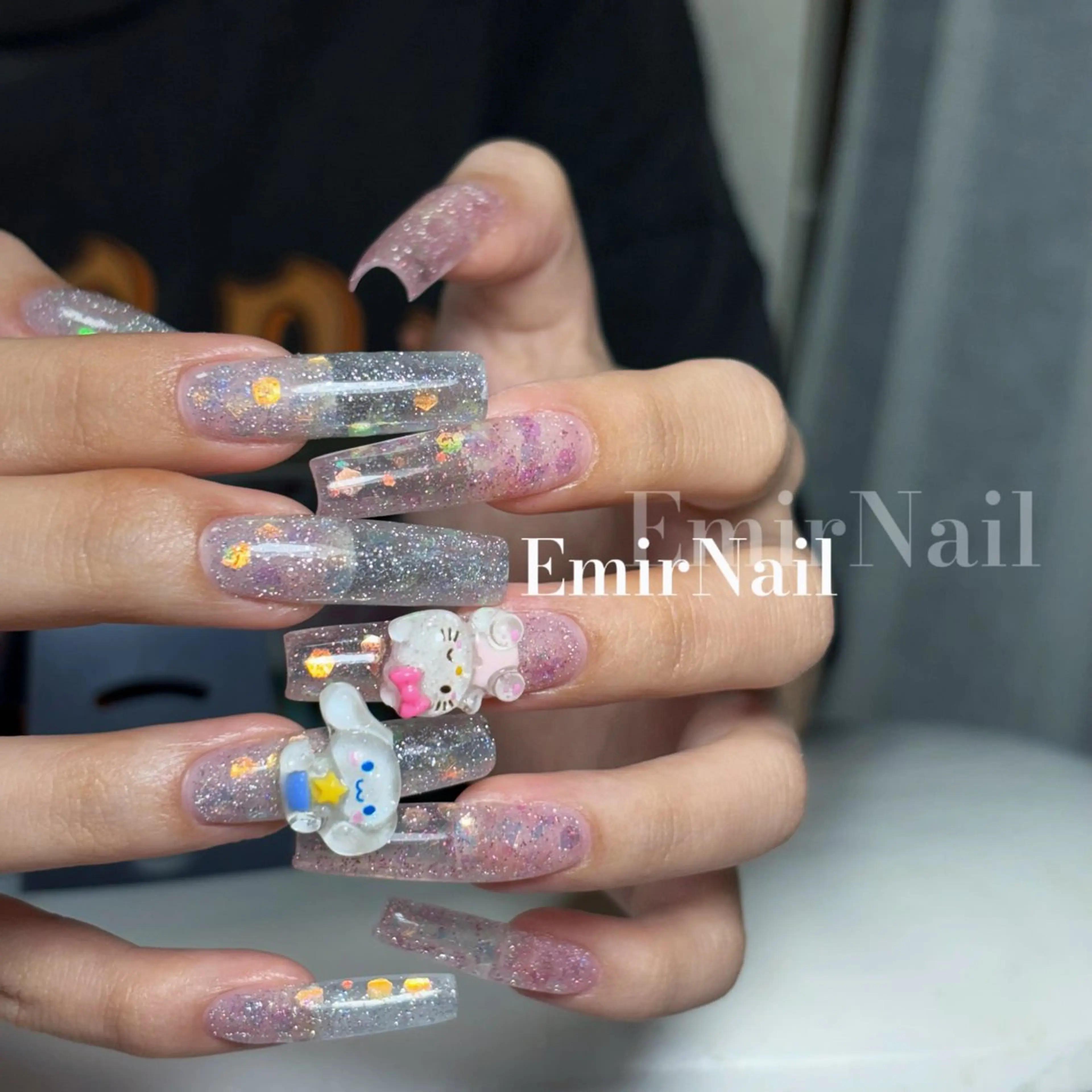 ネイル Emir Nailのネイルデザイン