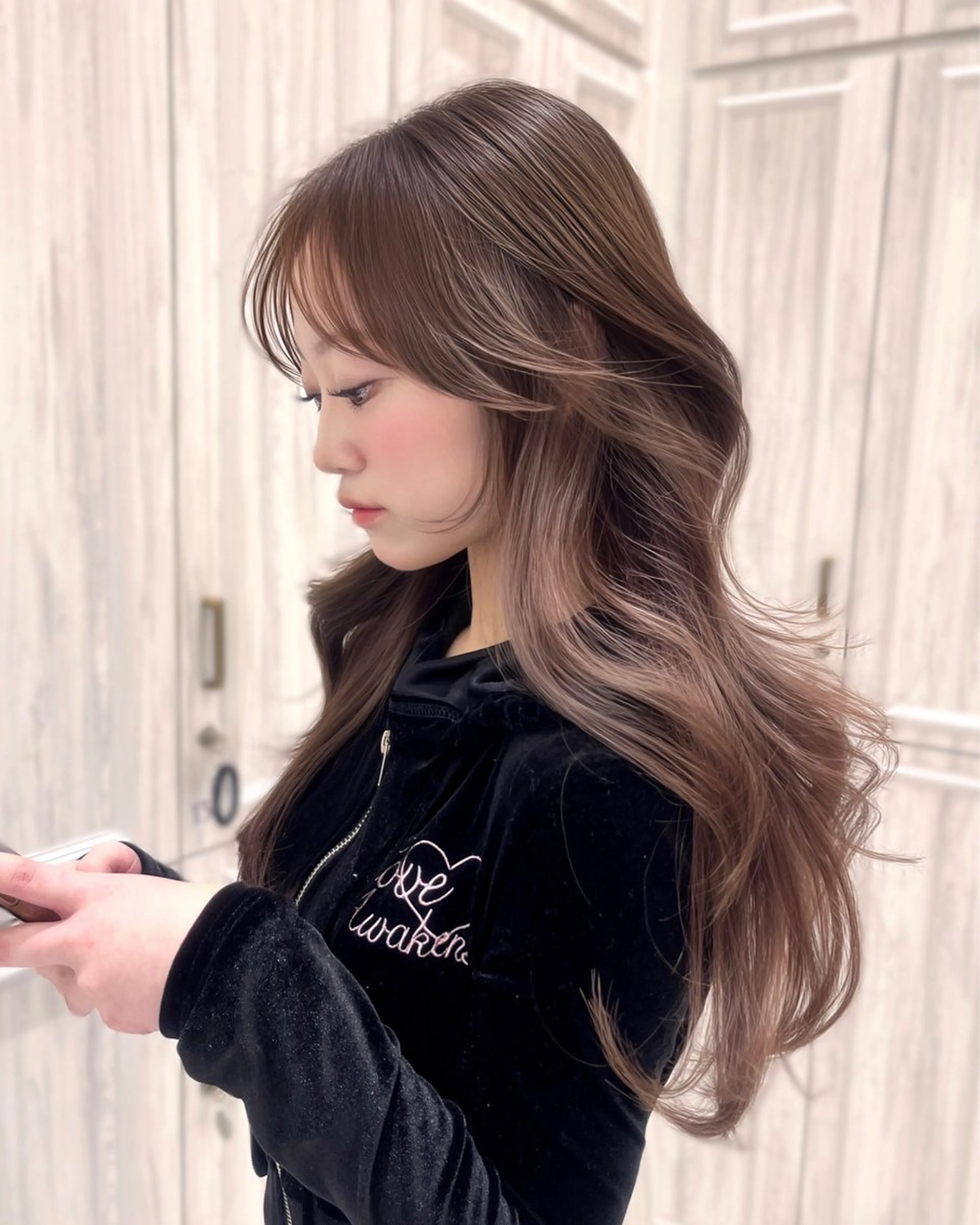 ロング レイヤーカット ヘアカラー トリートメント トレンド韓国モテヘア Natsuki🌛のヘアスタイル