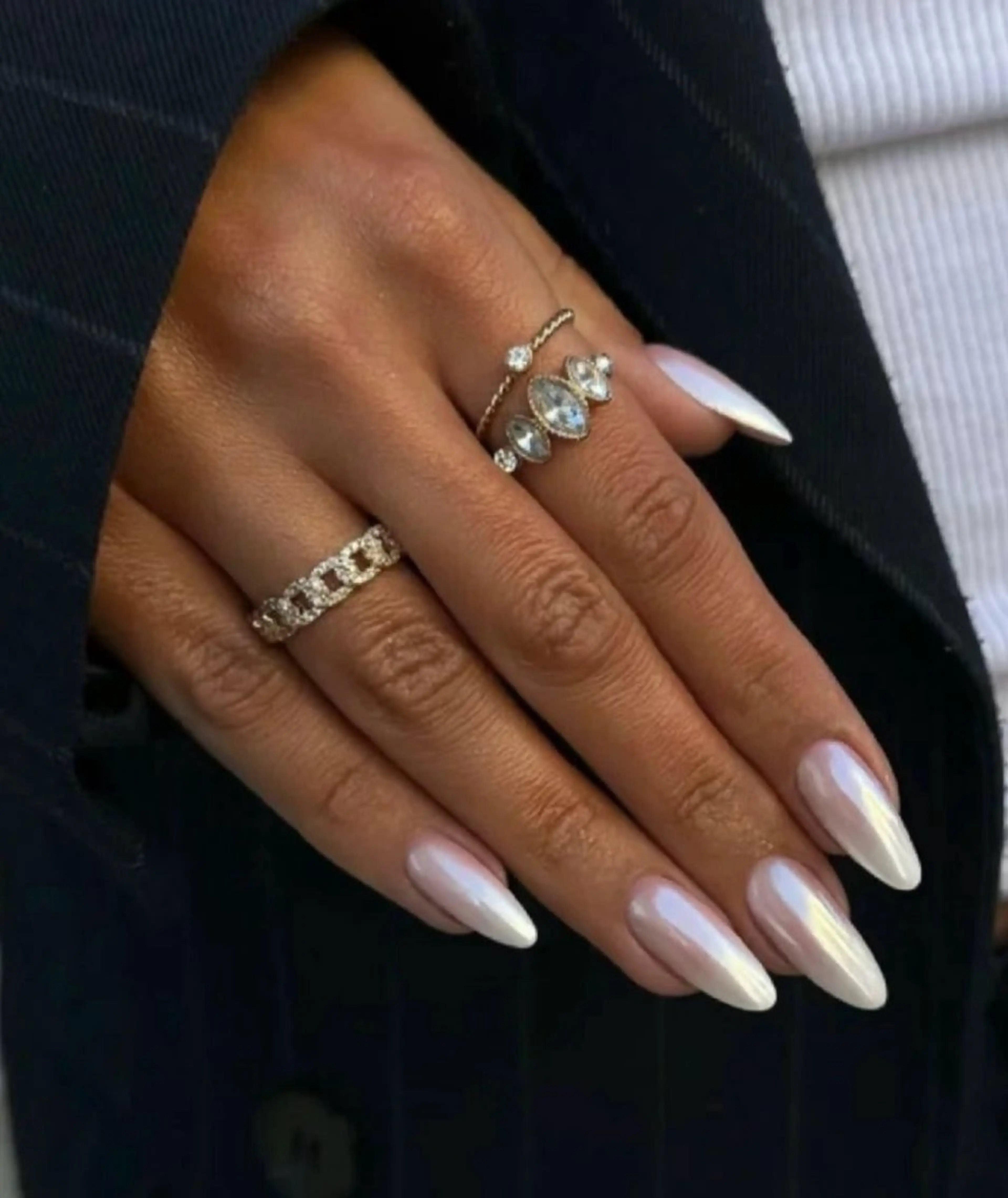 ネイル 高木 維麗絲のネイルデザイン