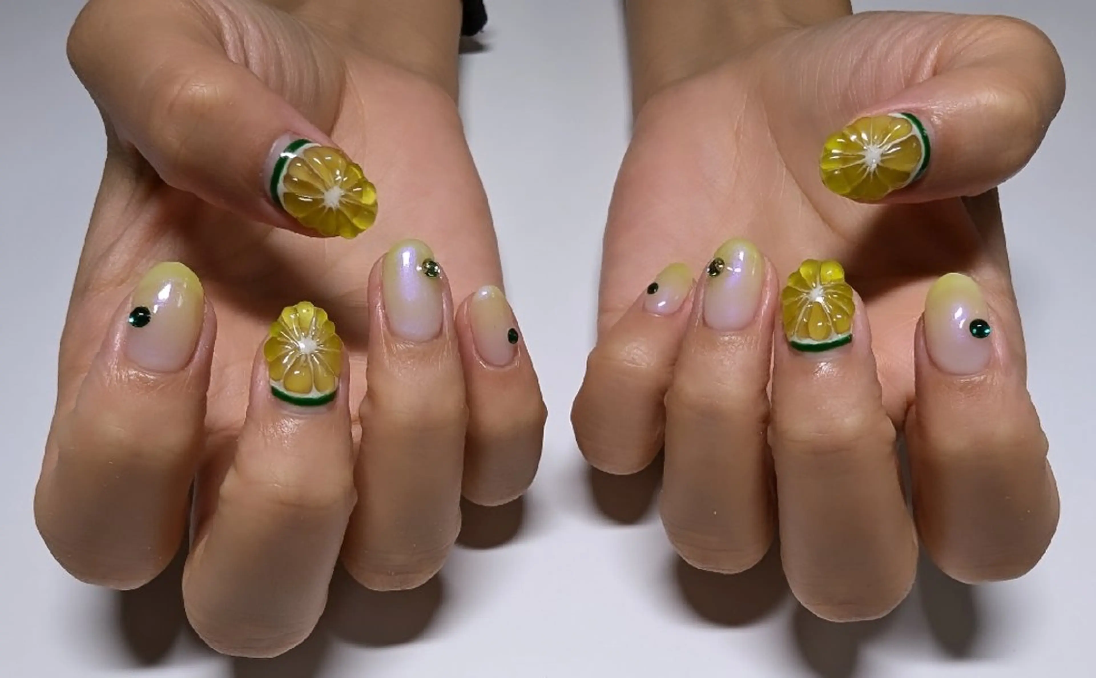 ネイル 長さ出し ハンドネイル ☆ KANON☆のネイルデザイン