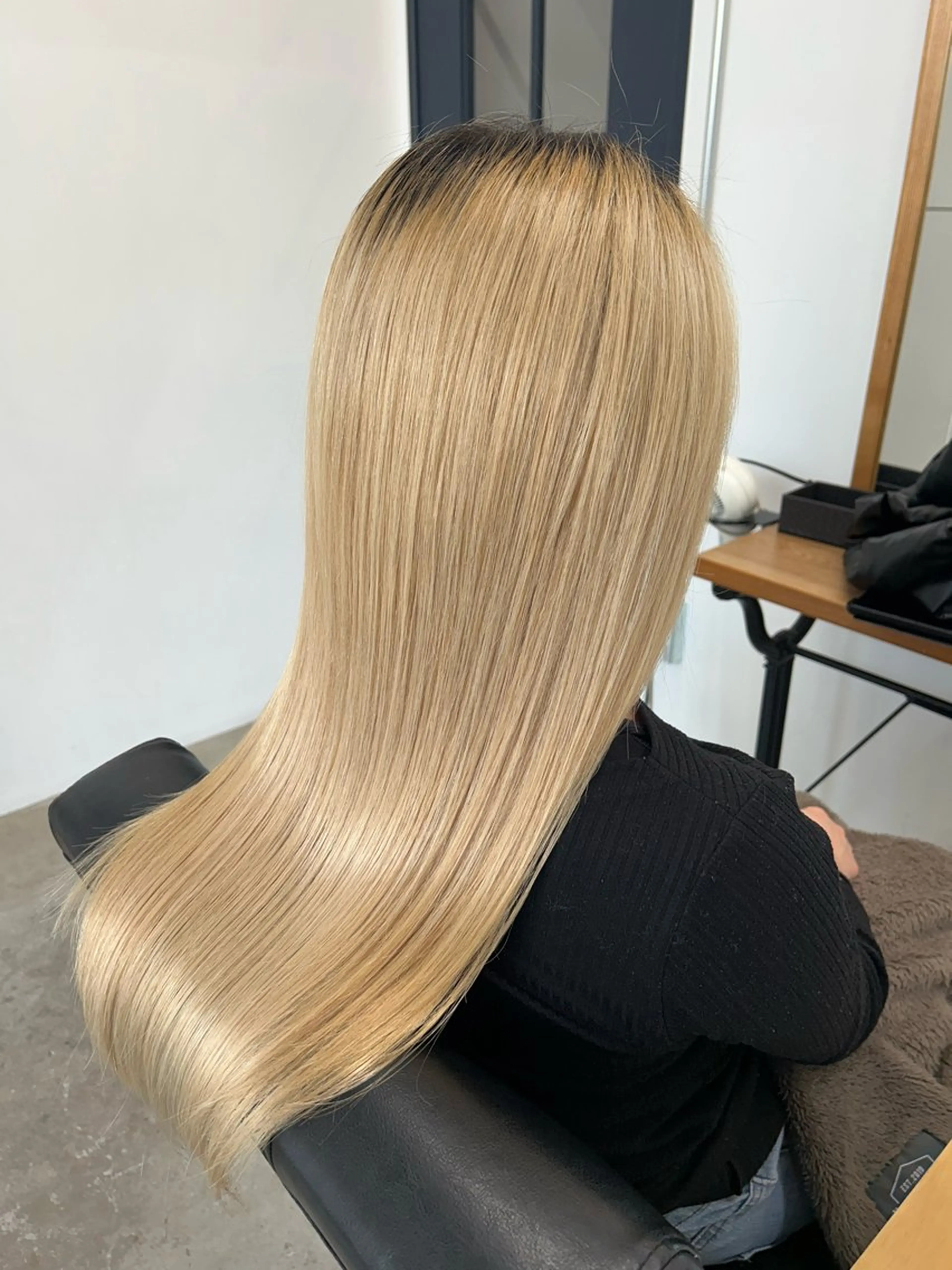 ロング カラー ブリーチ ケアブリーチ 髪質改善 トリートメント 鹿子島 昇彦のヘアスタイル