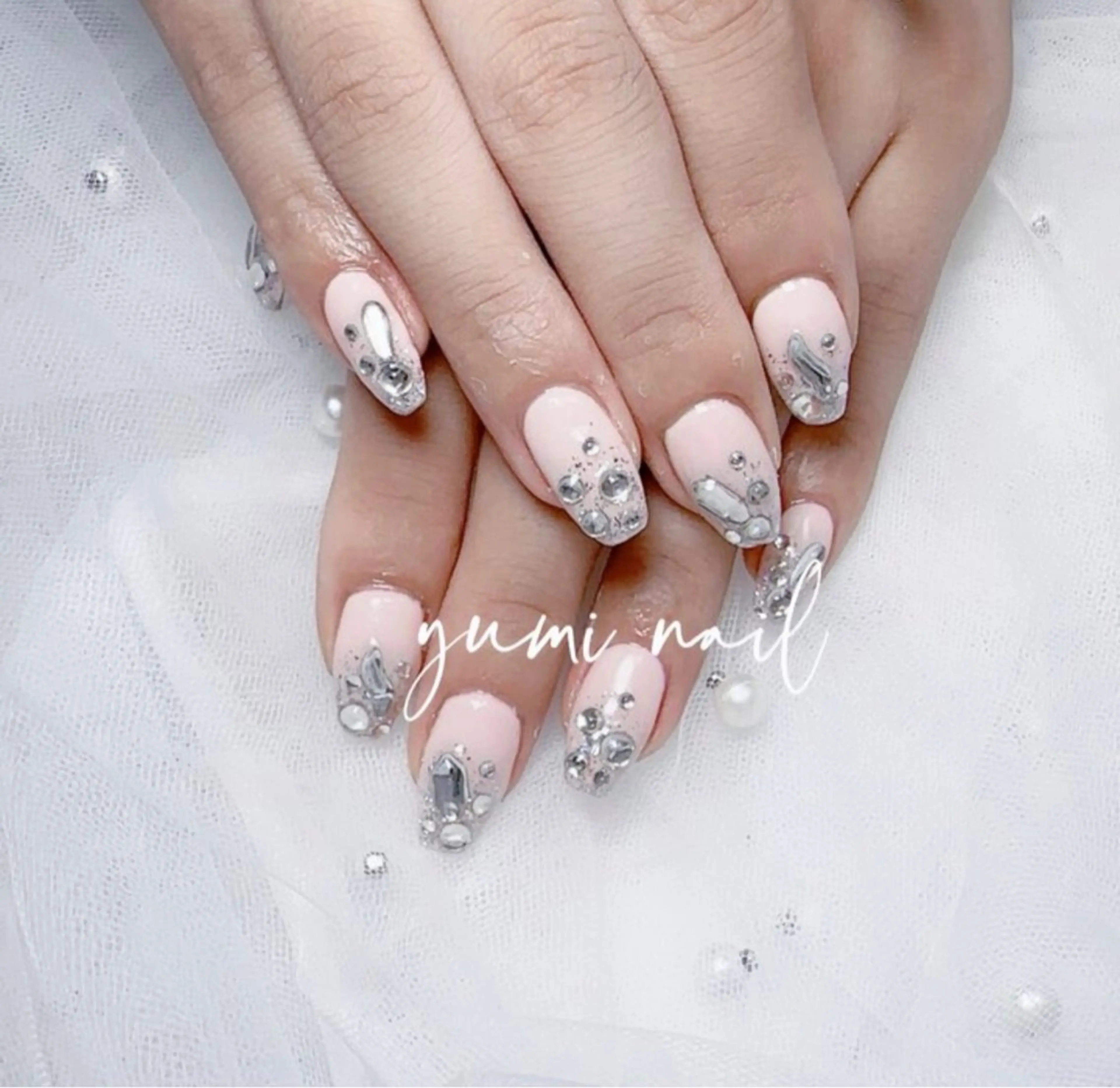 ネイル 𝐲𝐮𝐦𝐢🎀 長さ出しデザイン専門のネイルデザイン