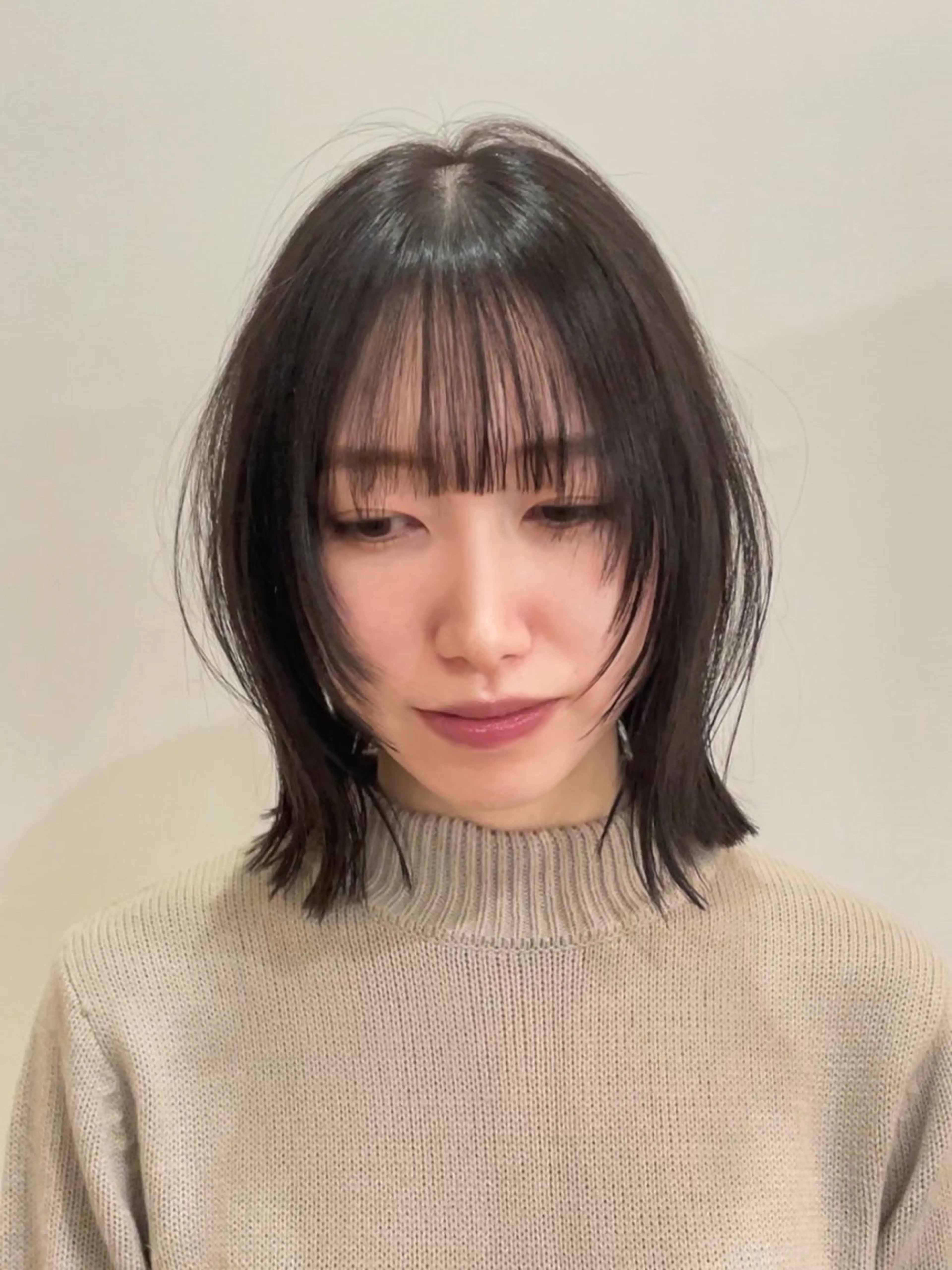 ミディアム ボブ 顔まわりレイヤー レイヤーカット 縮毛矯正 トリートメント レイヤー/ウルフ/ ハッシュカット/そらのヘアスタイル