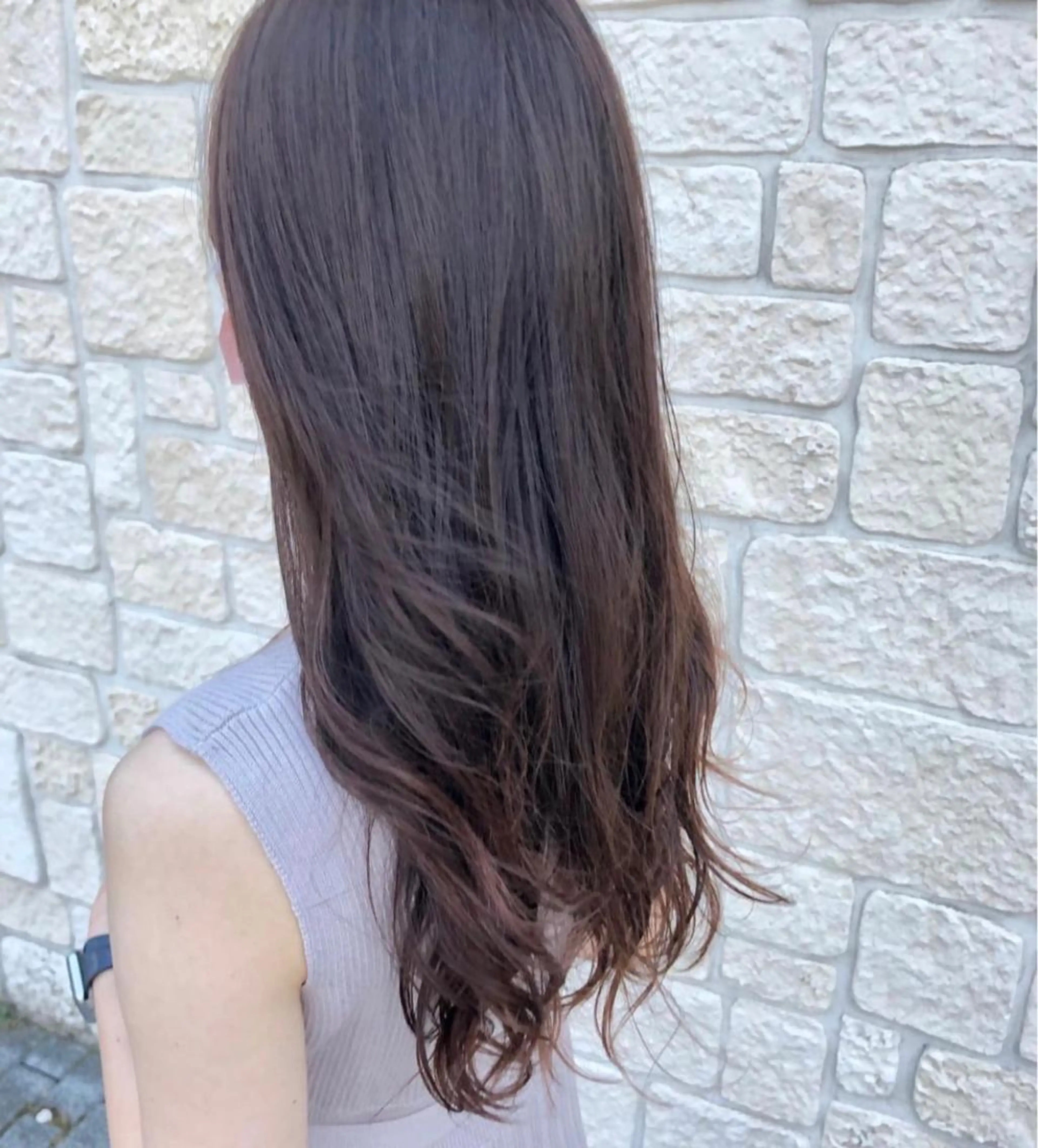 ロング カラー アッシュ ピンクカラー ローズカラー 内海 渚のヘアスタイル