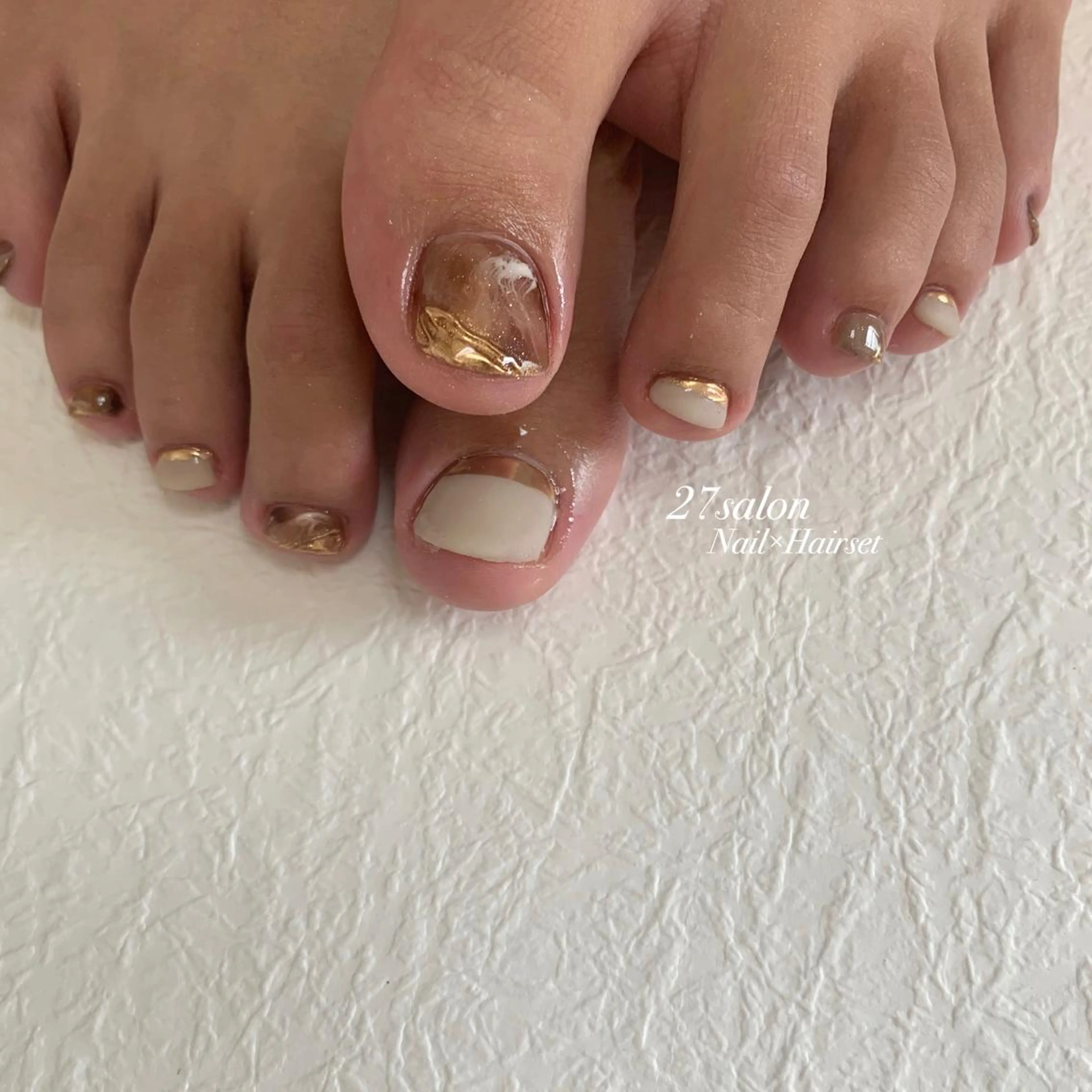 ネイル フットネイル ミラーネイル ニュアンスネイル 27salon yuinaのネイルデザイン