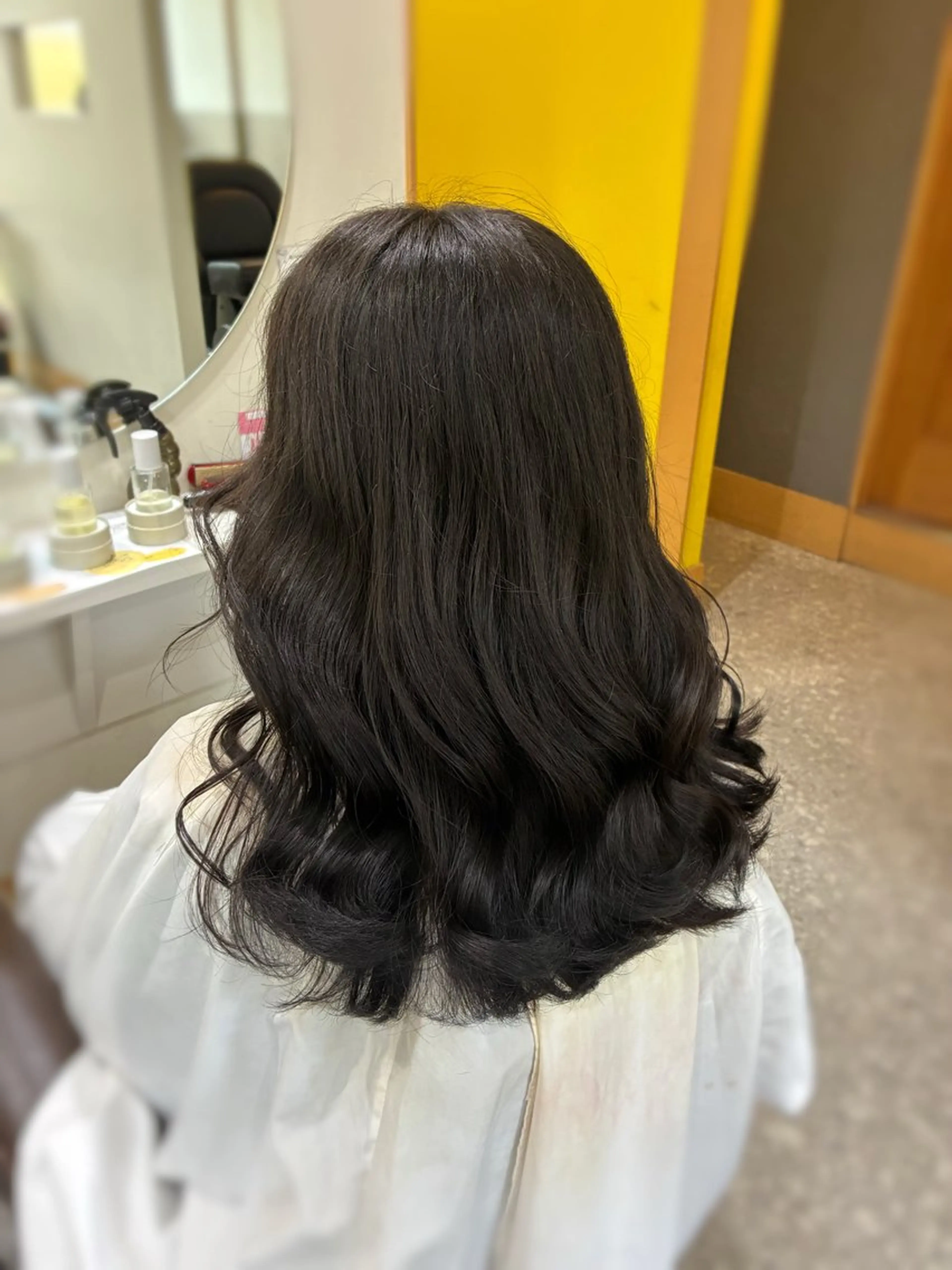 セミロング カラー 黒髪 透明感カラー 梅原 姫🍬🐰のヘアスタイル