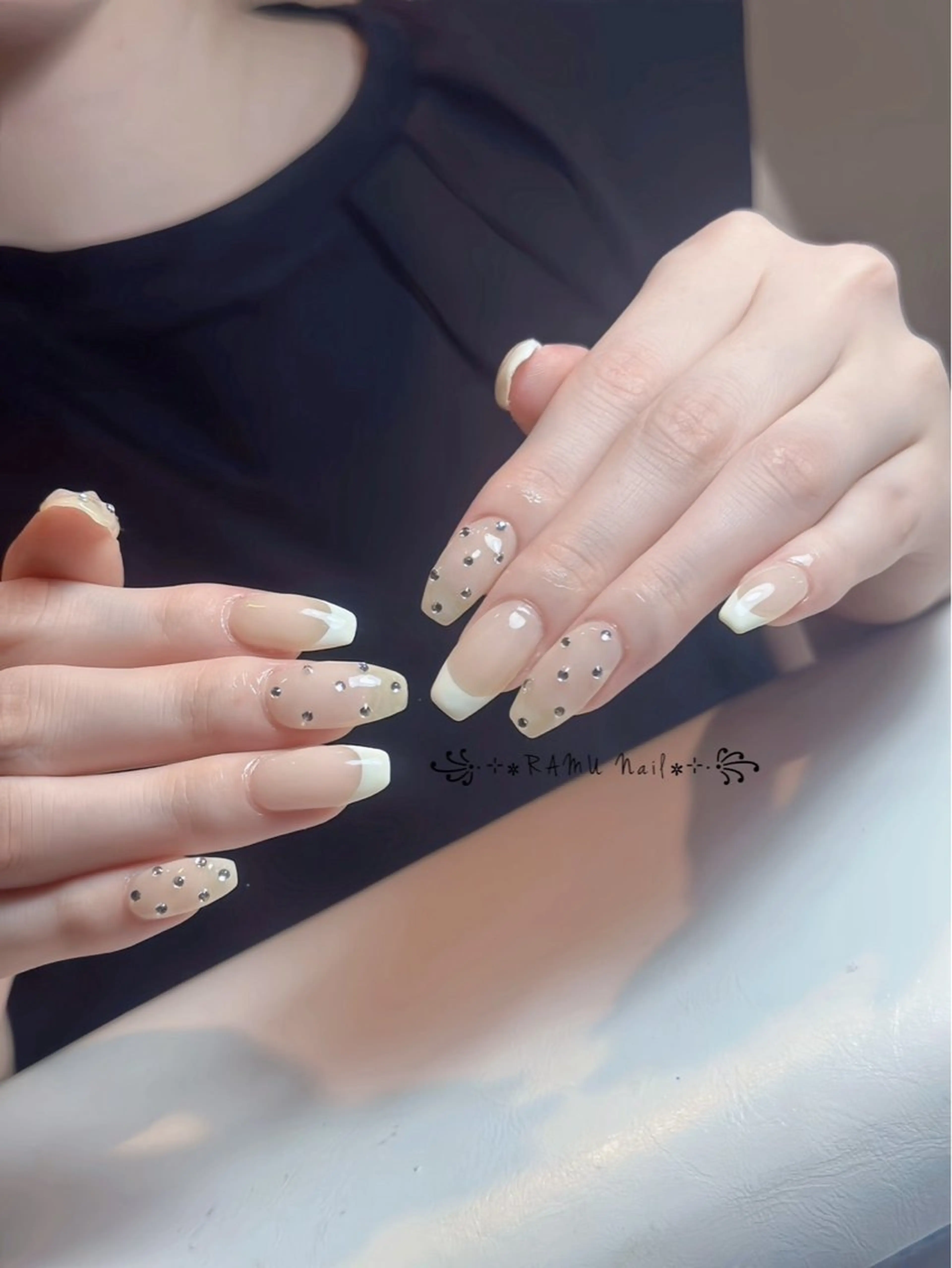 ネイル キラキラネイル マグネットネイル ミラーネイル ピンク ストーンネイル ハンドネイル RAMU Nail 恵比寿店のネイルデザイン