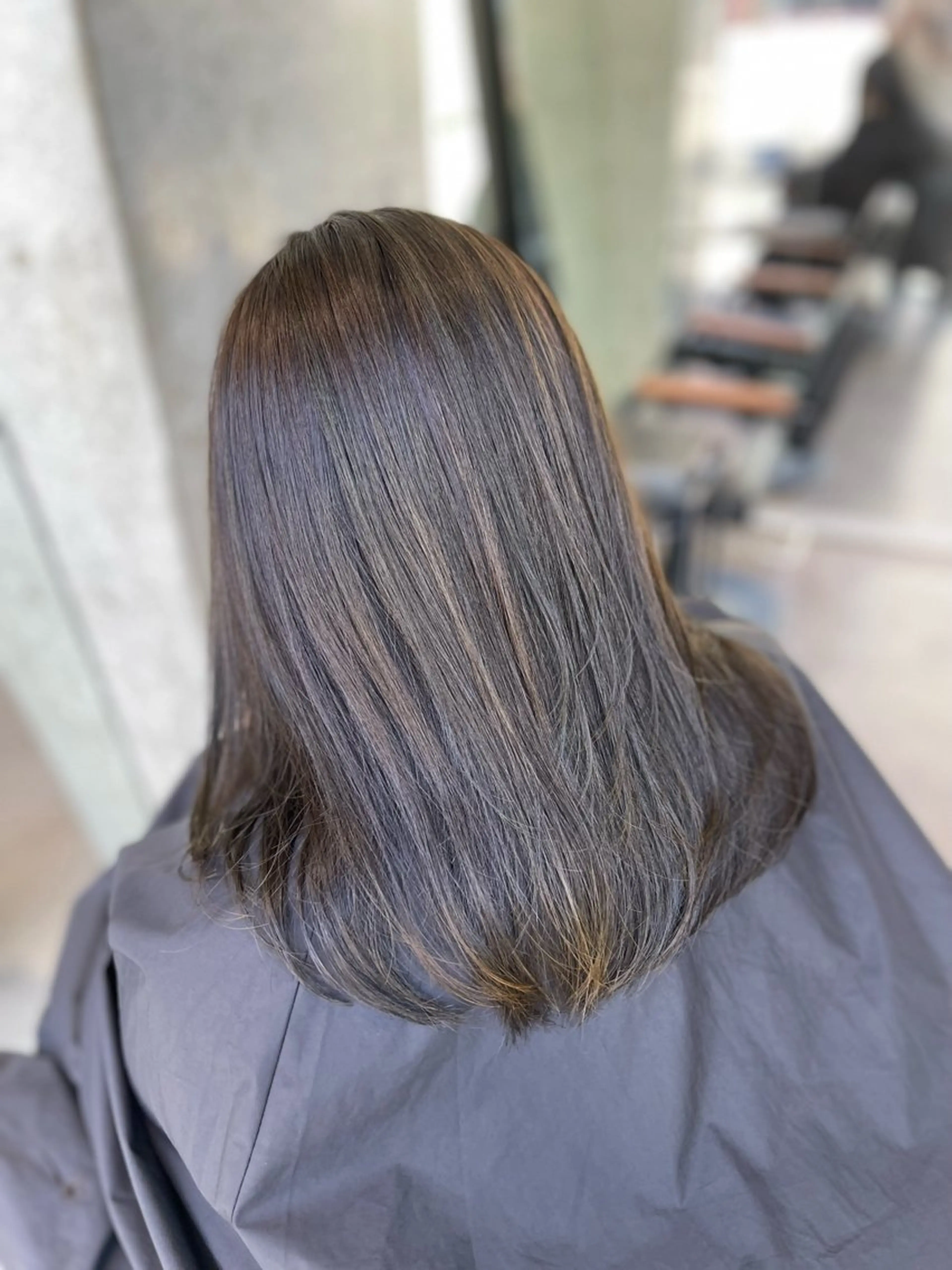 ミディアム カラー アッシュ アッシュブラウン ブラウンカラー ハイトーンカラー カット ヘアカラー 髪質改善/堀江 ケアカラーtoshiのヘアスタイル