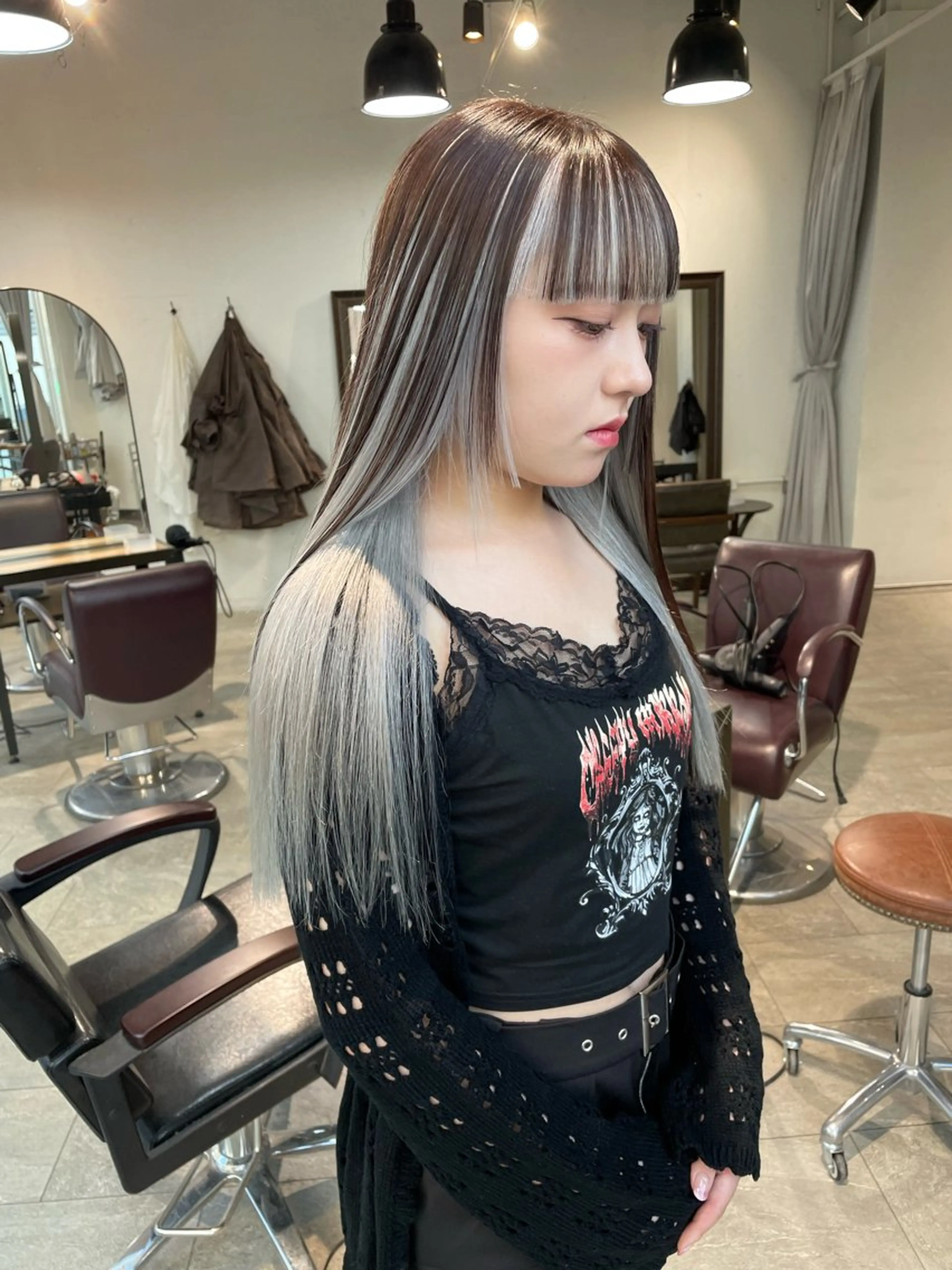 ロング カラー カット ヘアカラー トリートメント ヘアセット 💜ハイトーン💛 マジカルかいちゃんのヘアスタイル