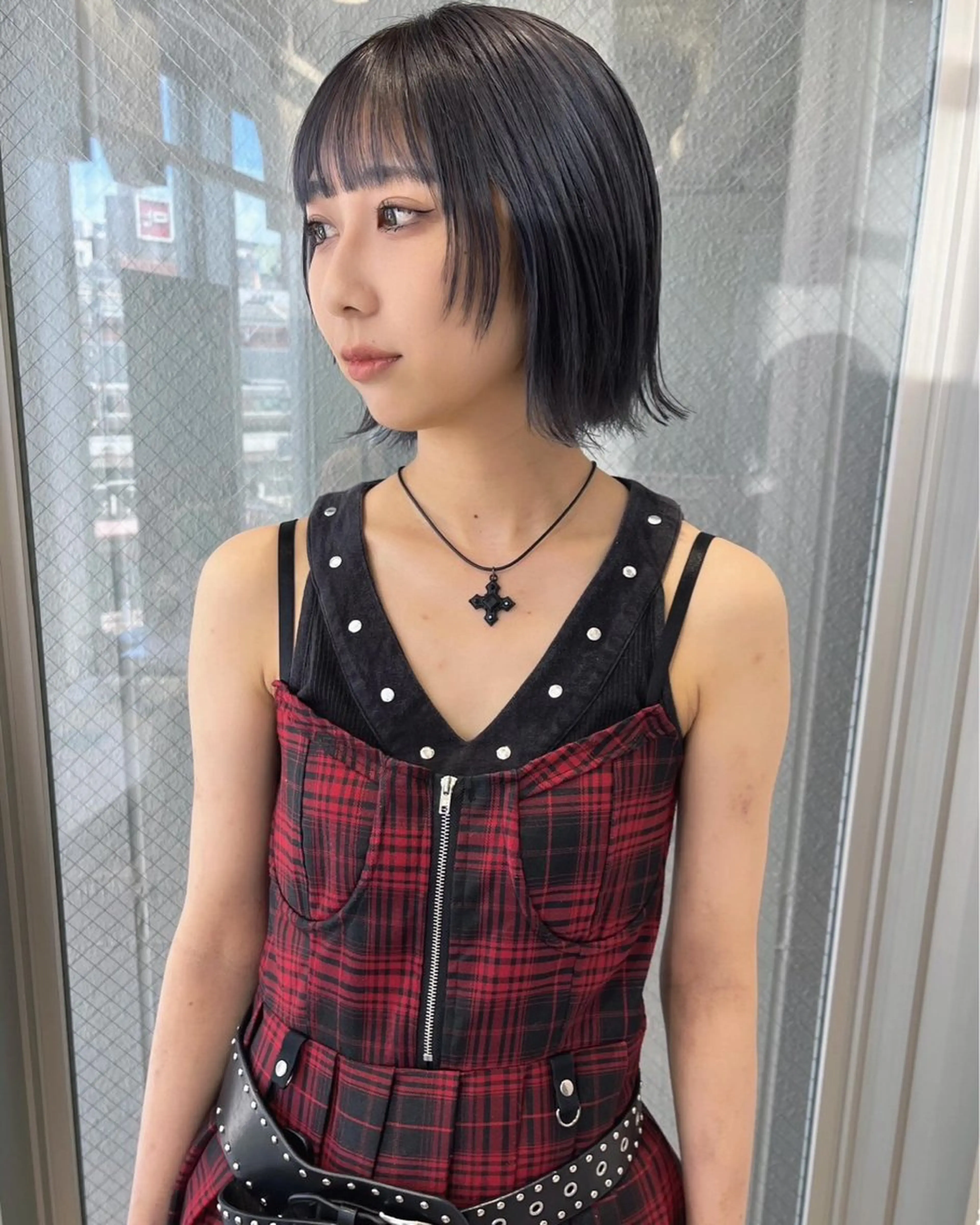 ショート レイヤー/パーマ/ 暖色系/貞金瑞波のヘアスタイル