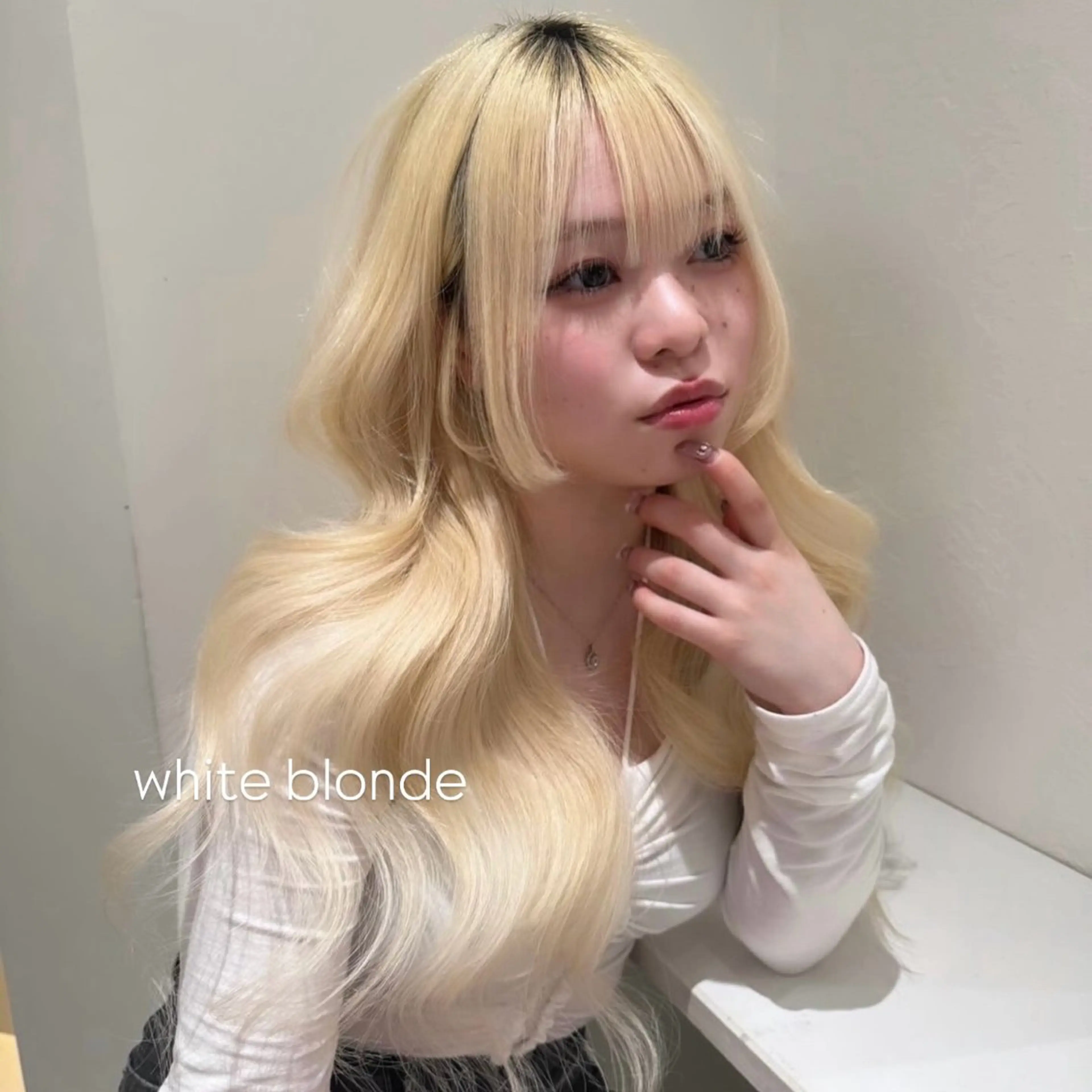 ロング ヘアカラー トリートメント 韓国ヘア 🎀SUZU🎀の眉毛・アイブロウイメージ