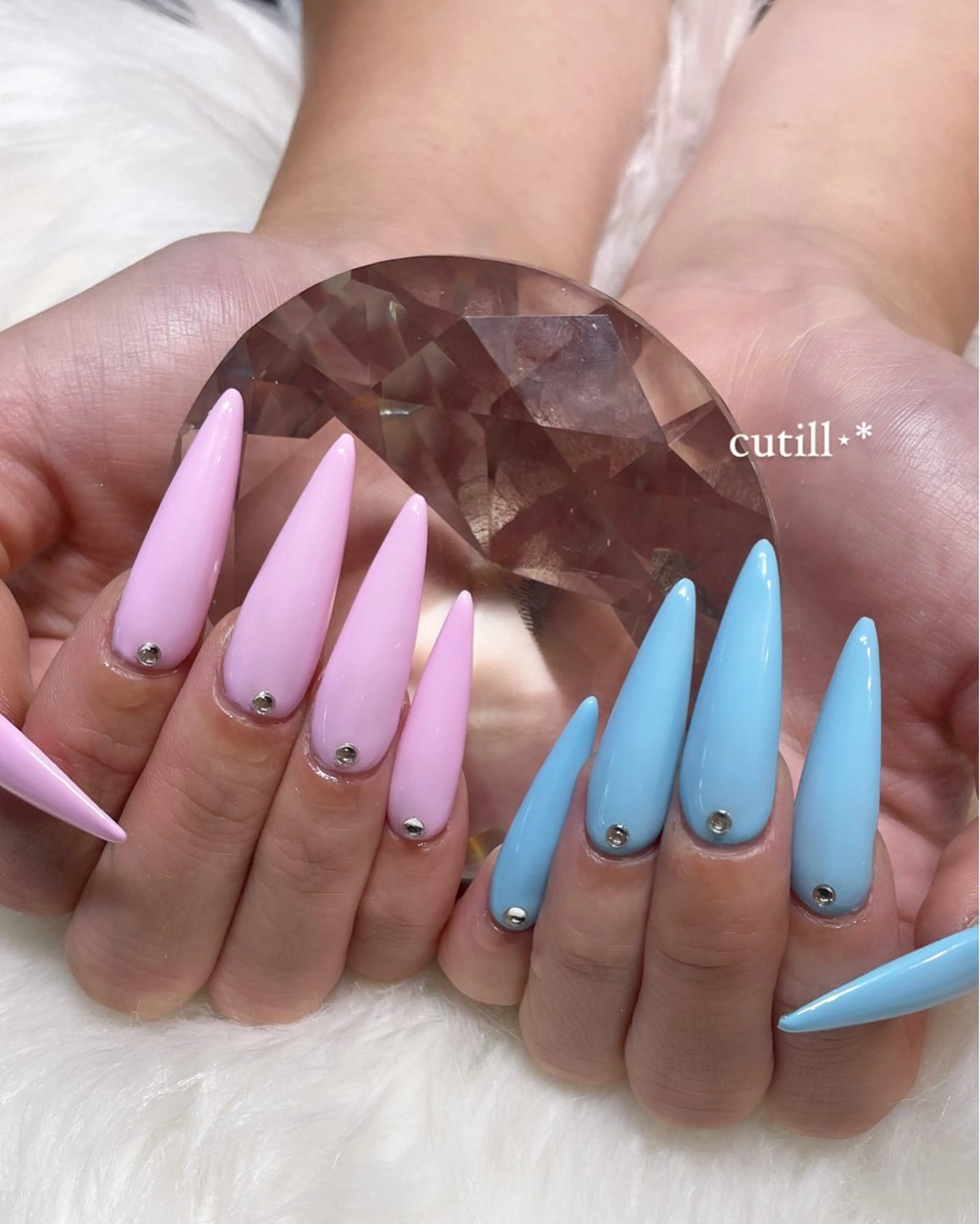 ネイル ハンドネイル RAMU 【cutill】のネイルデザイン