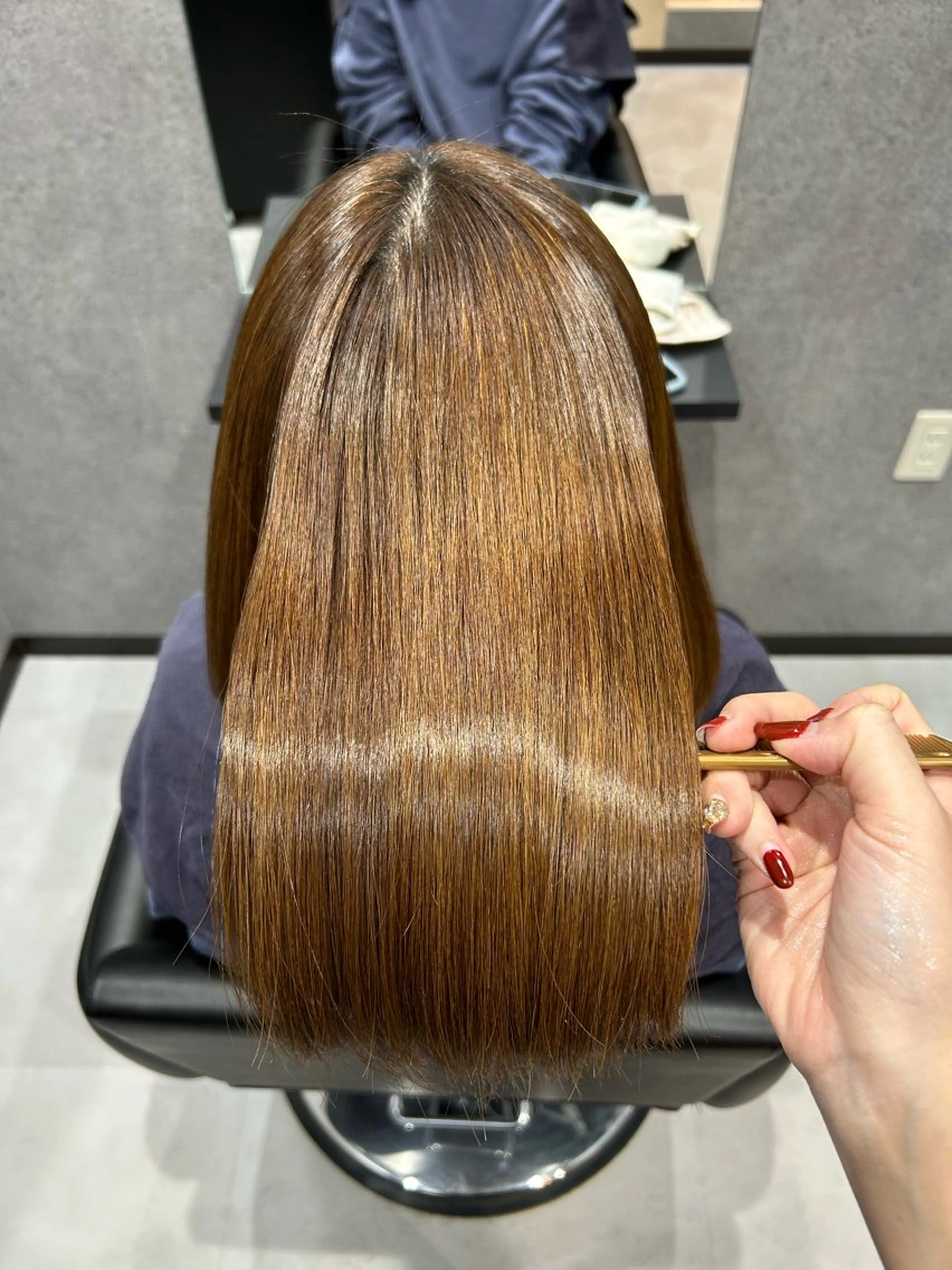 ミディアム パーマ 縮毛矯正 佐野 彩音のヘアスタイル