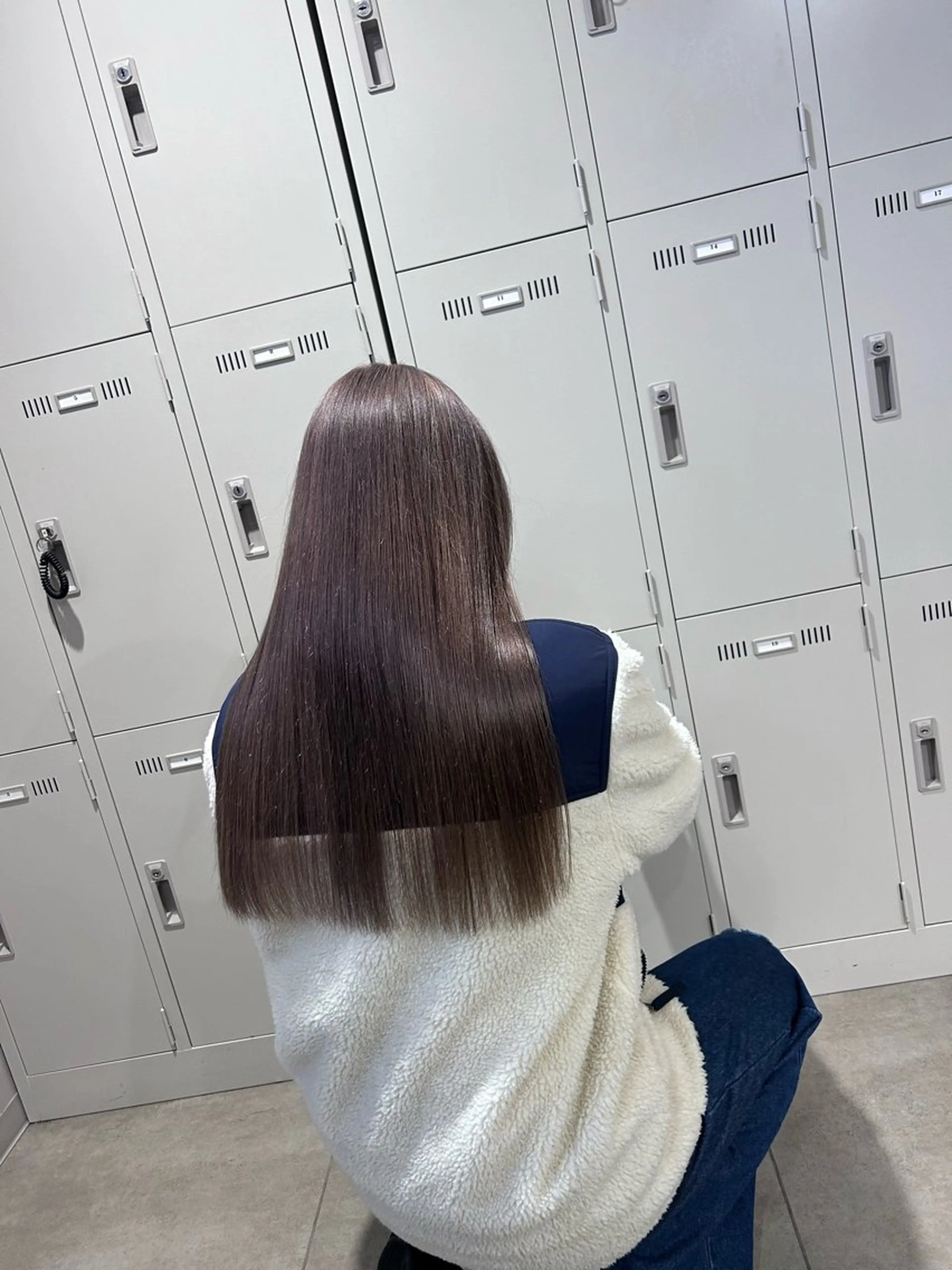 カラー ヘアカラー トリートメント 透明感ベージュ🤎 ナチュラルレイヤーのヘアスタイル