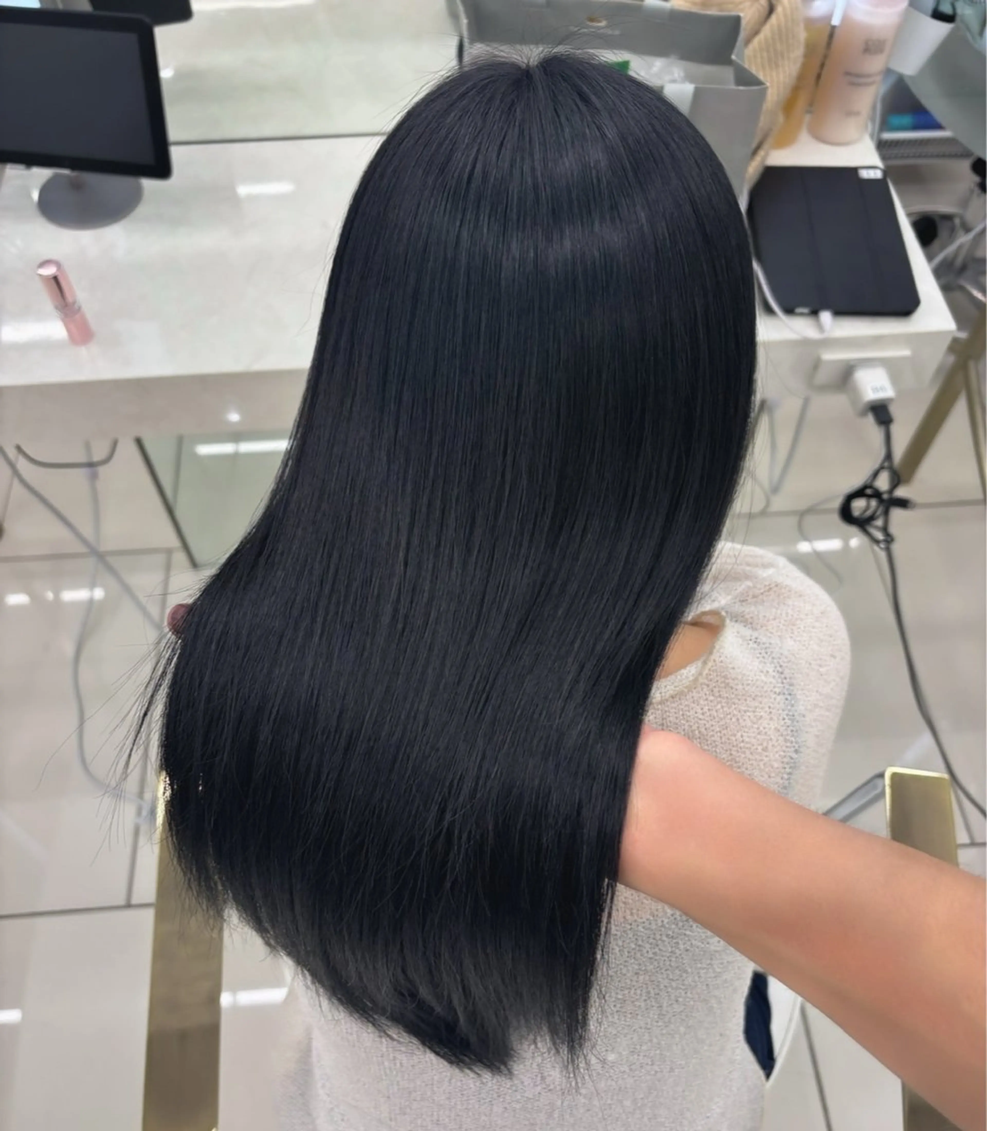 セミロング カラー 🫧ボブカットモデル 韓国透明感カラー🫧のヘアスタイル