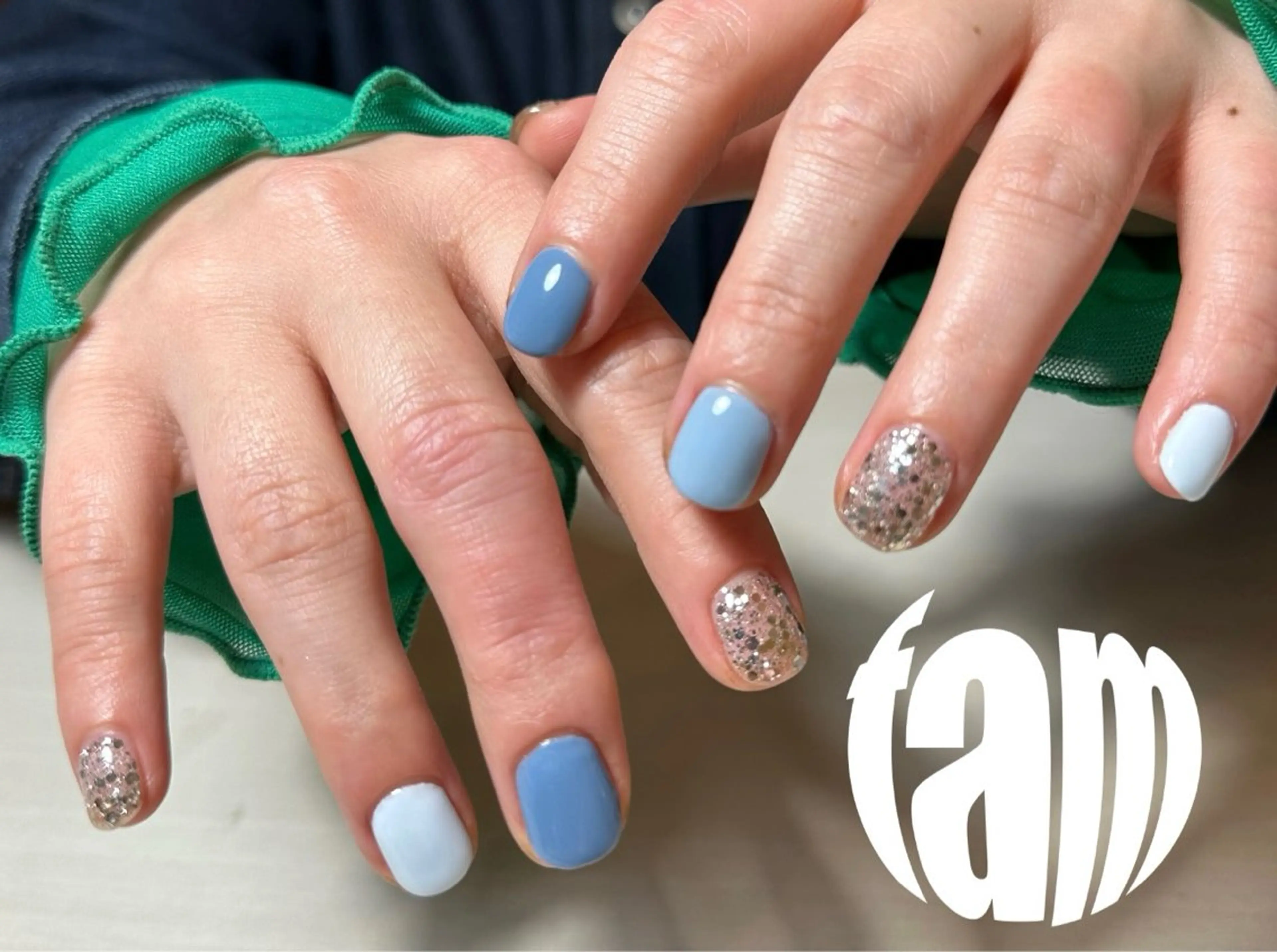 ネイル ラメ(グリッター) ワンカラーネイル LMN Rei🐰ᩚのネイルデザイン