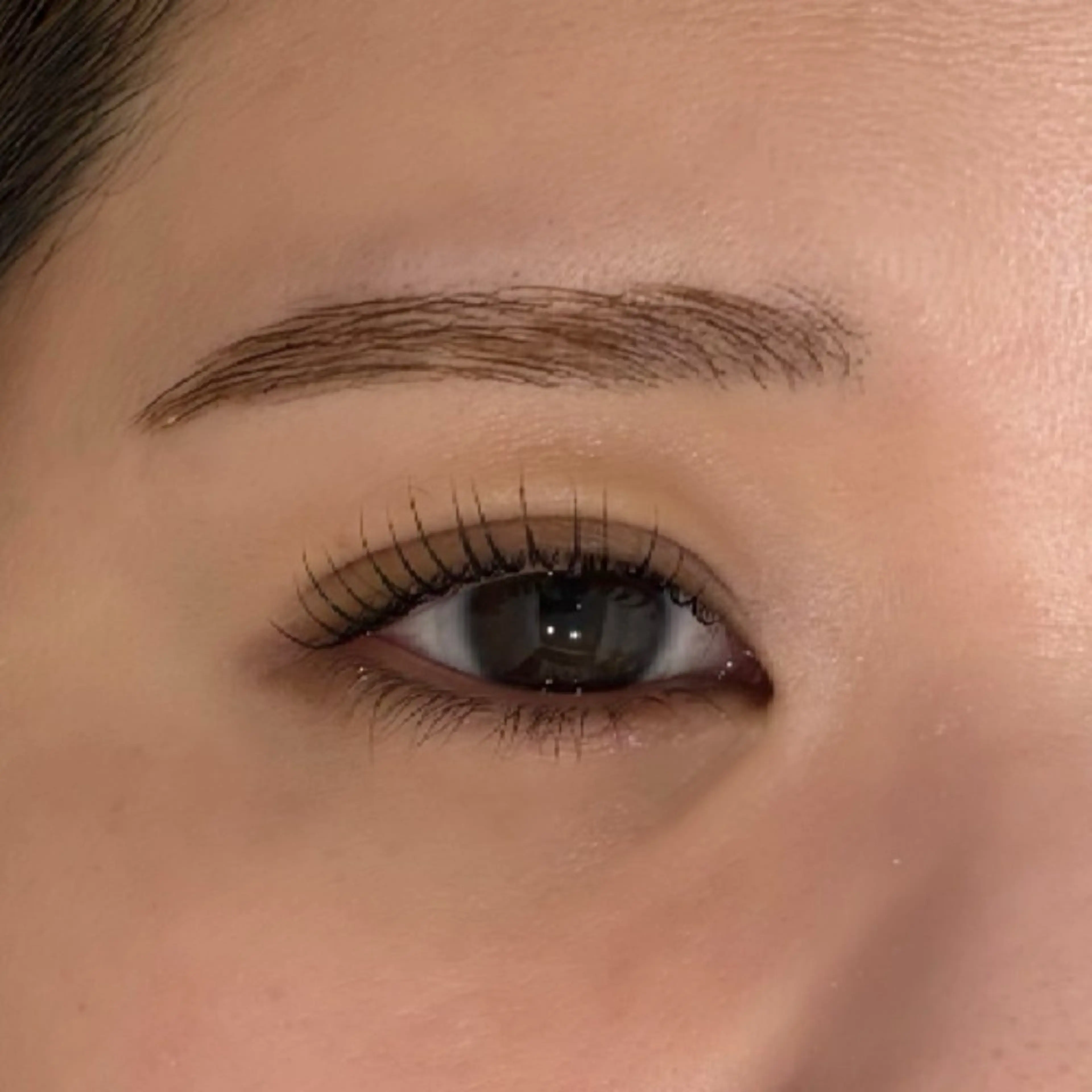 アイブロウ most eyes Motoのマツエク・マツパデザイン