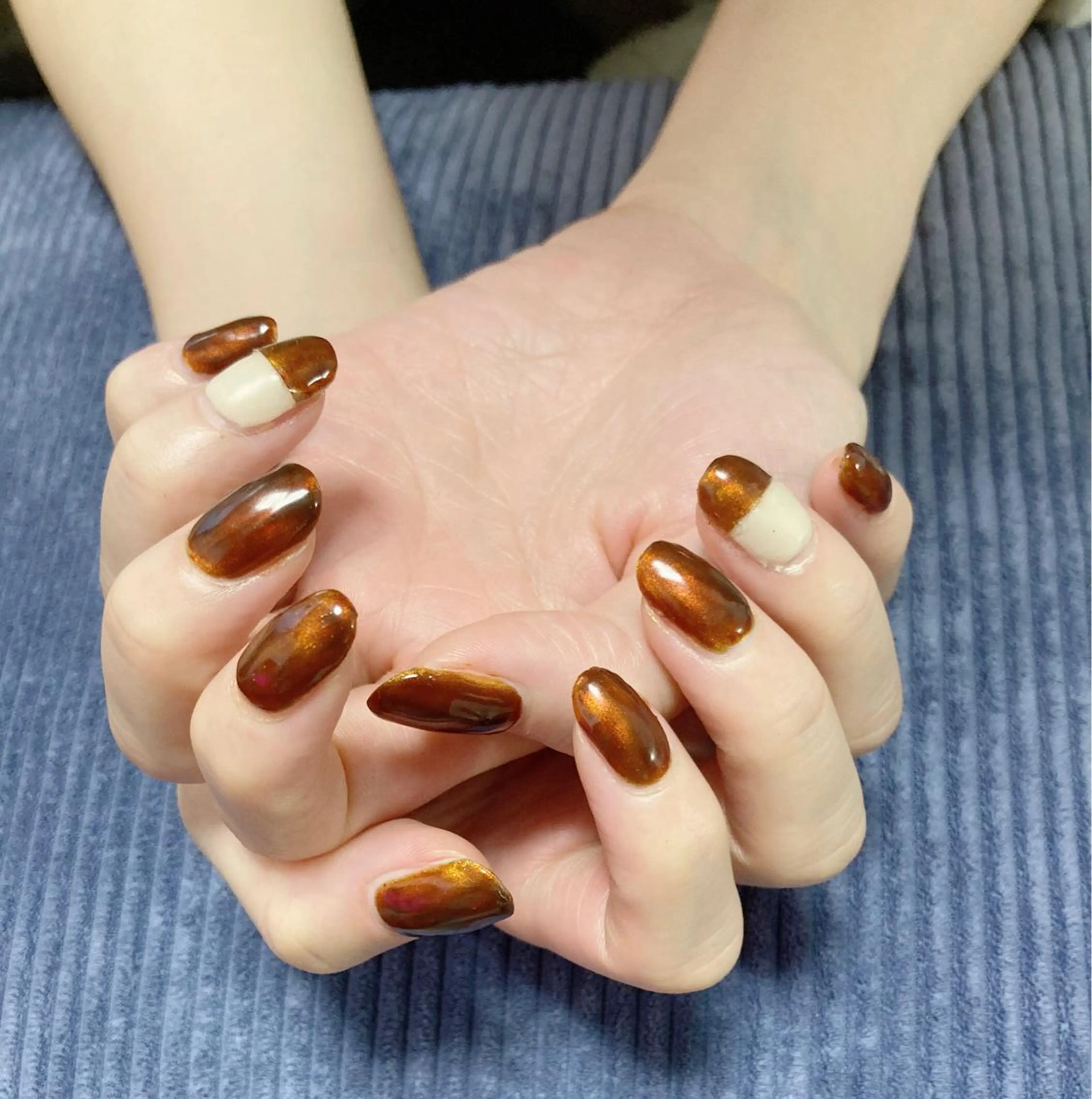 ネイル ブラウン ゴールド ミラーネイル ハンドネイル Hare nailのネイルデザイン