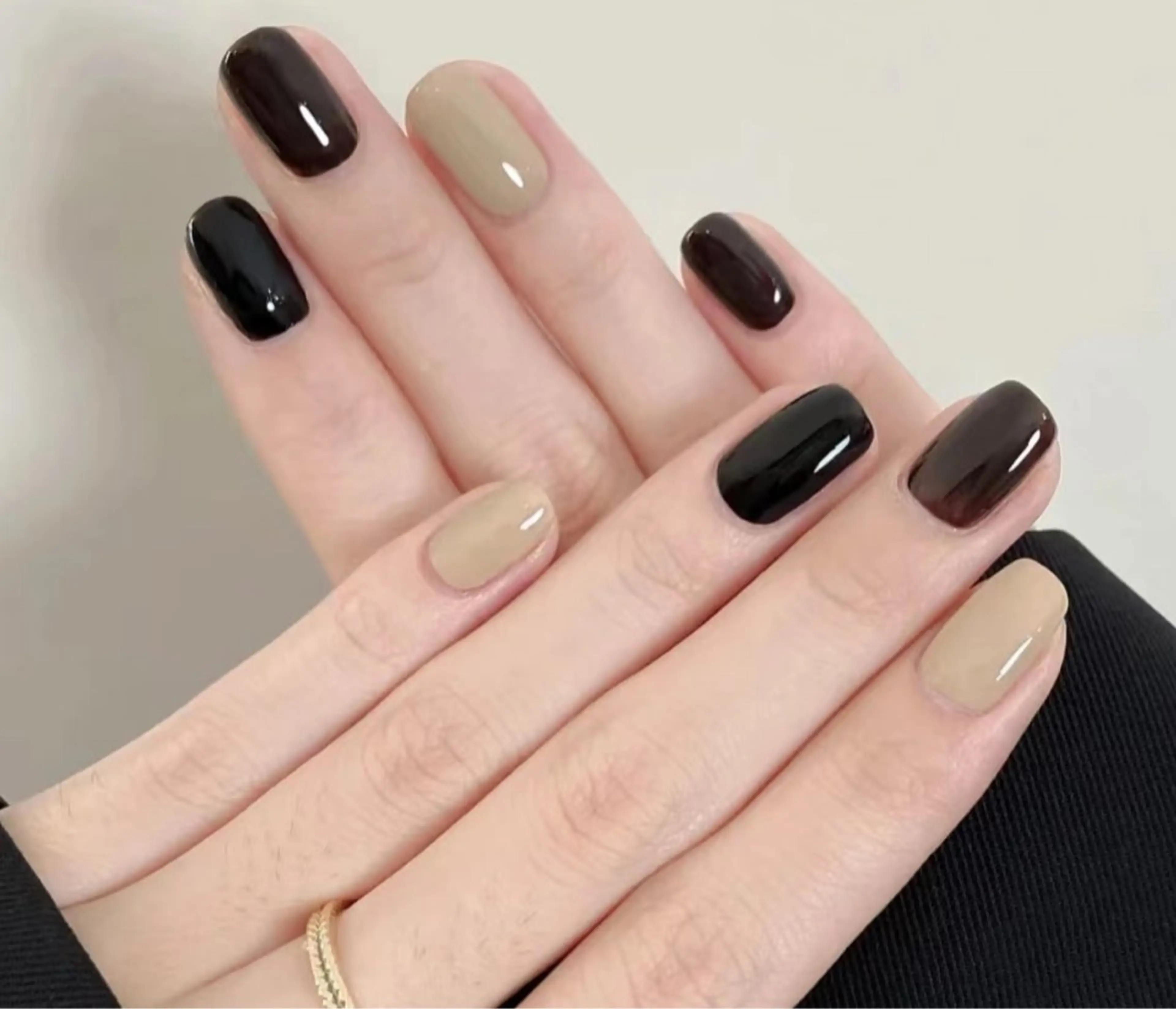 ネイル アートネイル オーロラネイル チークネイル フレンチネイル ガラスフレンチ ハンドネイル 🎀YooLi Nail salonのネイルデザイン