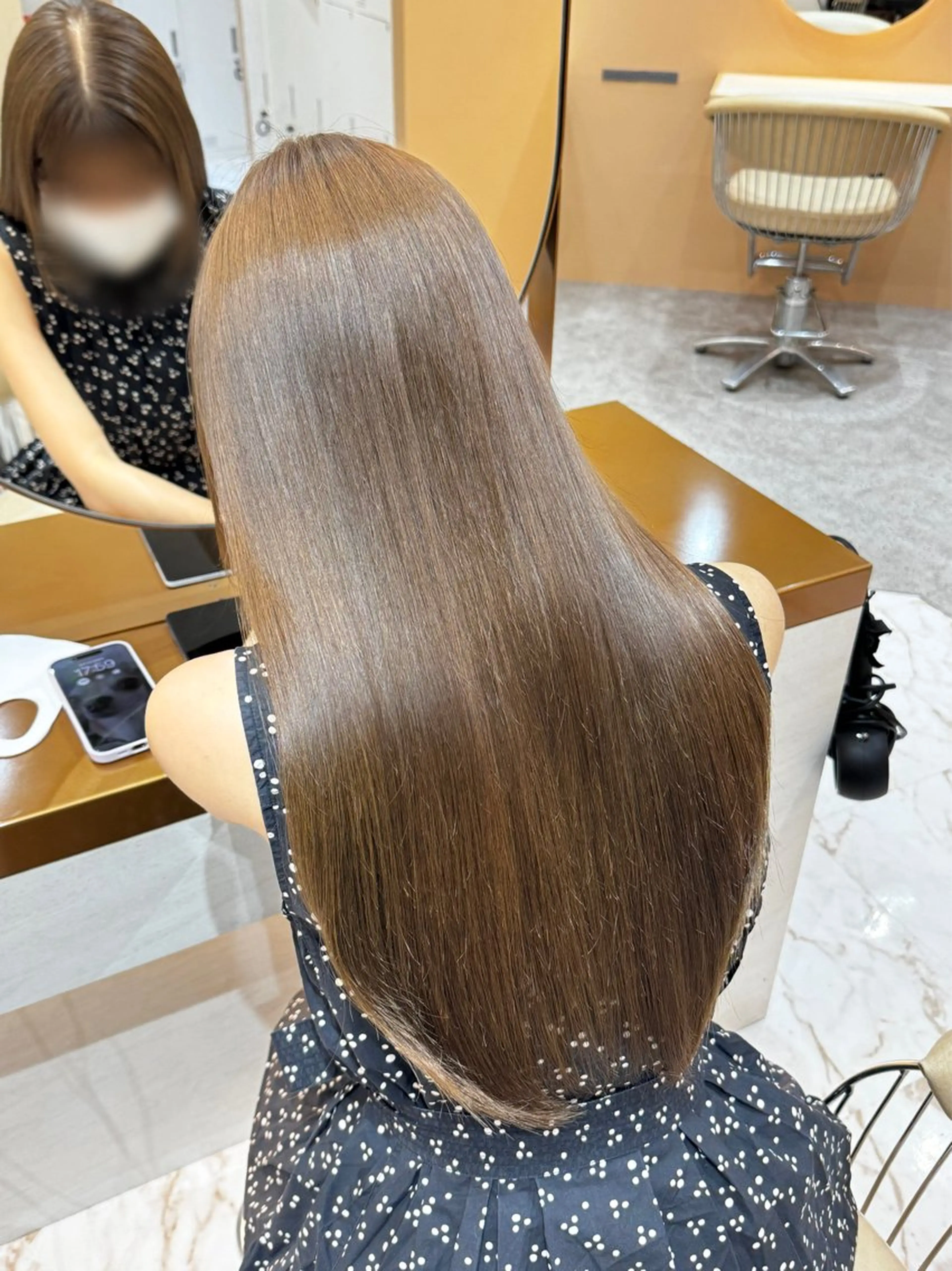 ロング カラー ブリーチ 透明感カラー グレージュ ブリーチなしカラー ヘアカラー ʚザクザクレイヤー× 艶透明感/にしじまɞのヘアスタイル