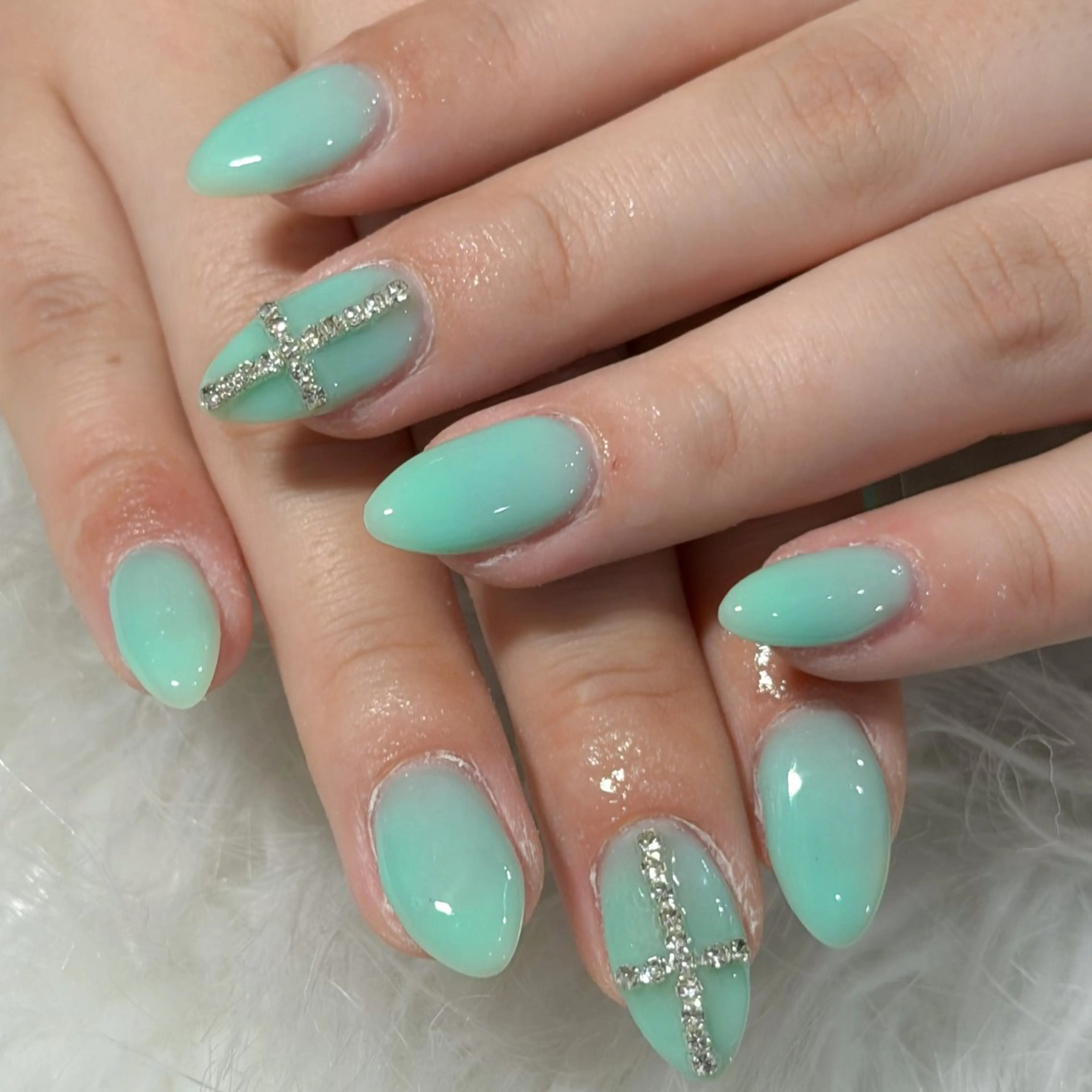 ネイル ハンドネイル フットネイル LAVISH nanamiのネイルデザイン