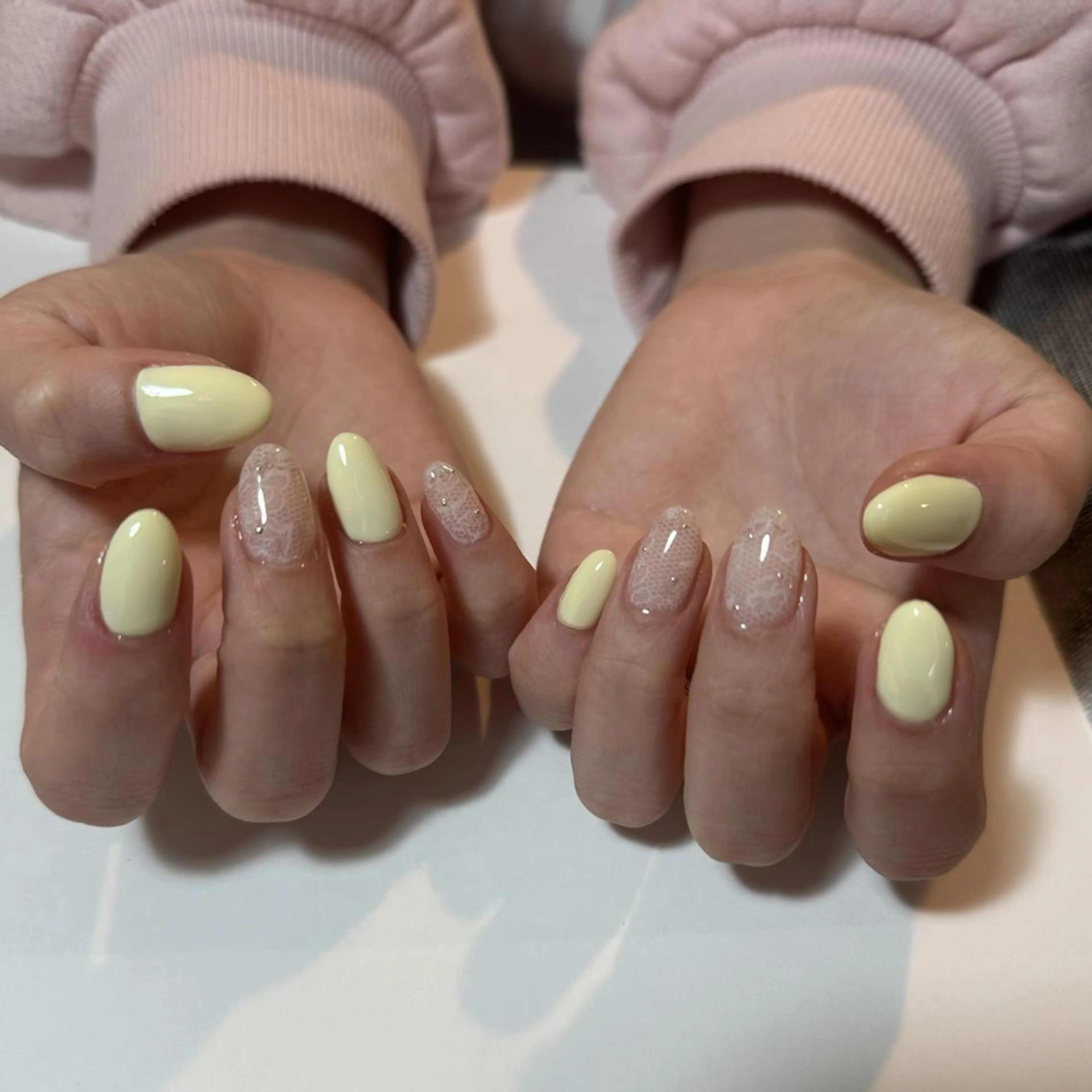 ネイル レース 春ネイル 黄色 yuri.k★ DEE babyのネイルデザイン