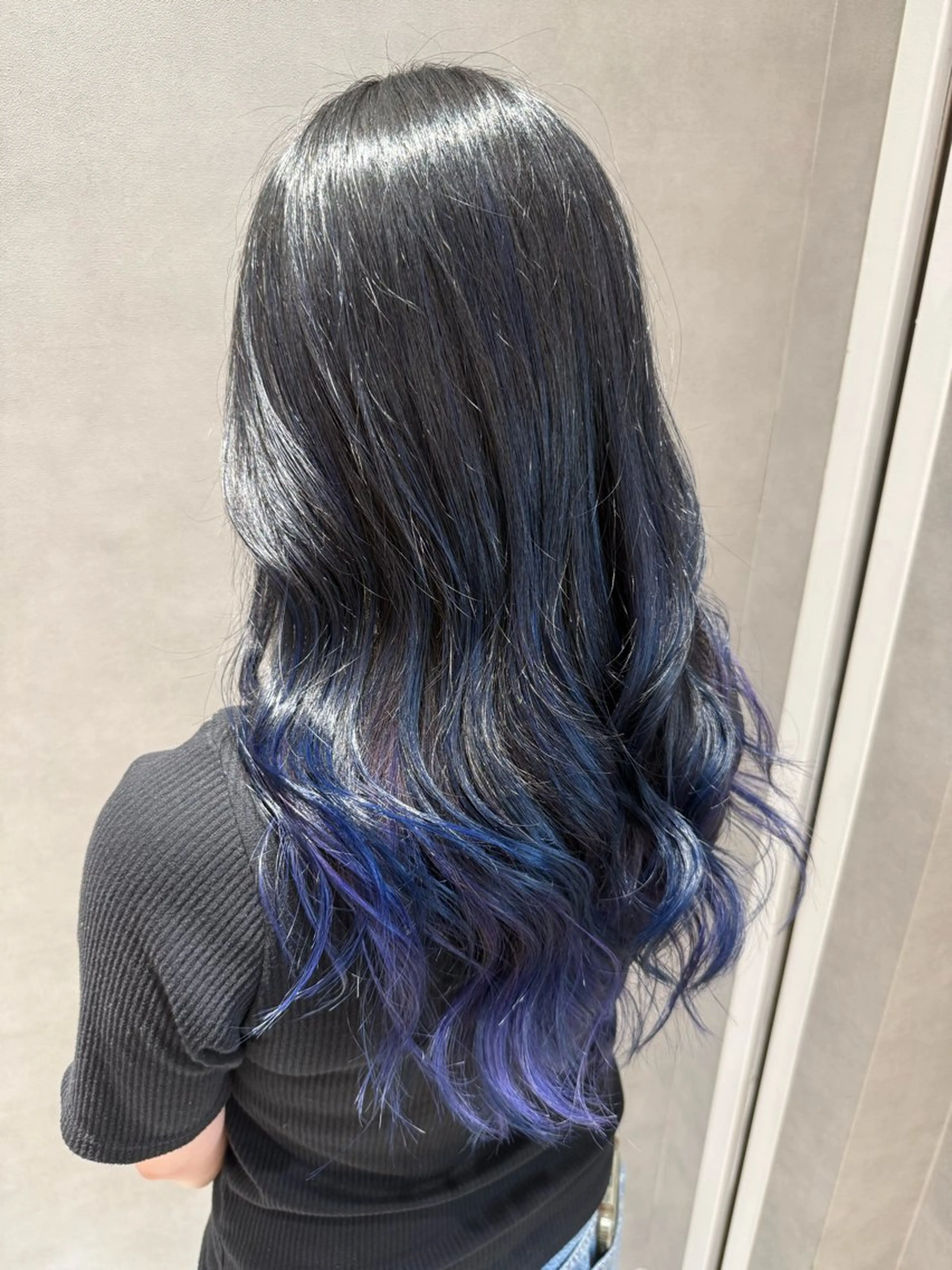 ロング カラー インナーカラー/ ストレート/奥野洸也のヘアスタイル