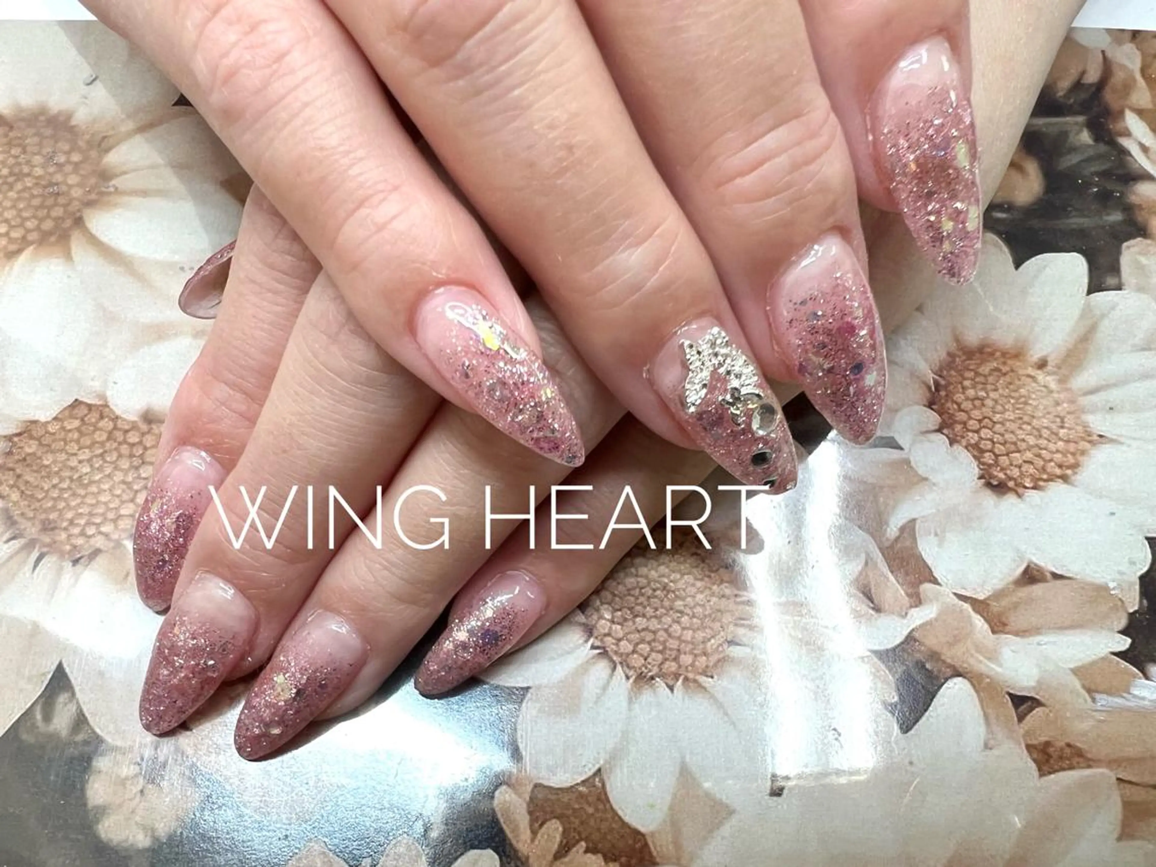 ネイル I. AYUMIのネイルデザイン