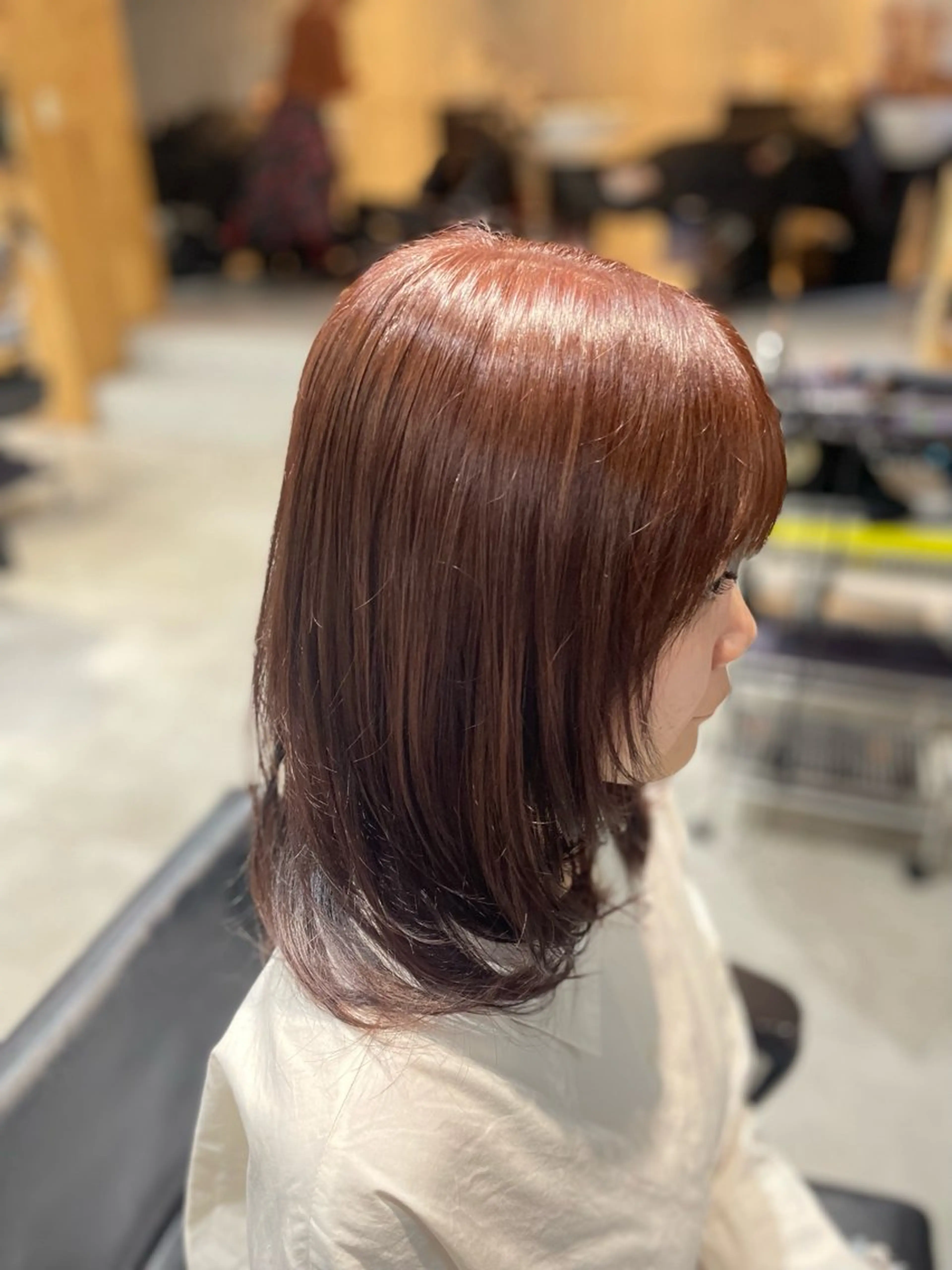 ミディアム 小川 楓のヘアスタイル