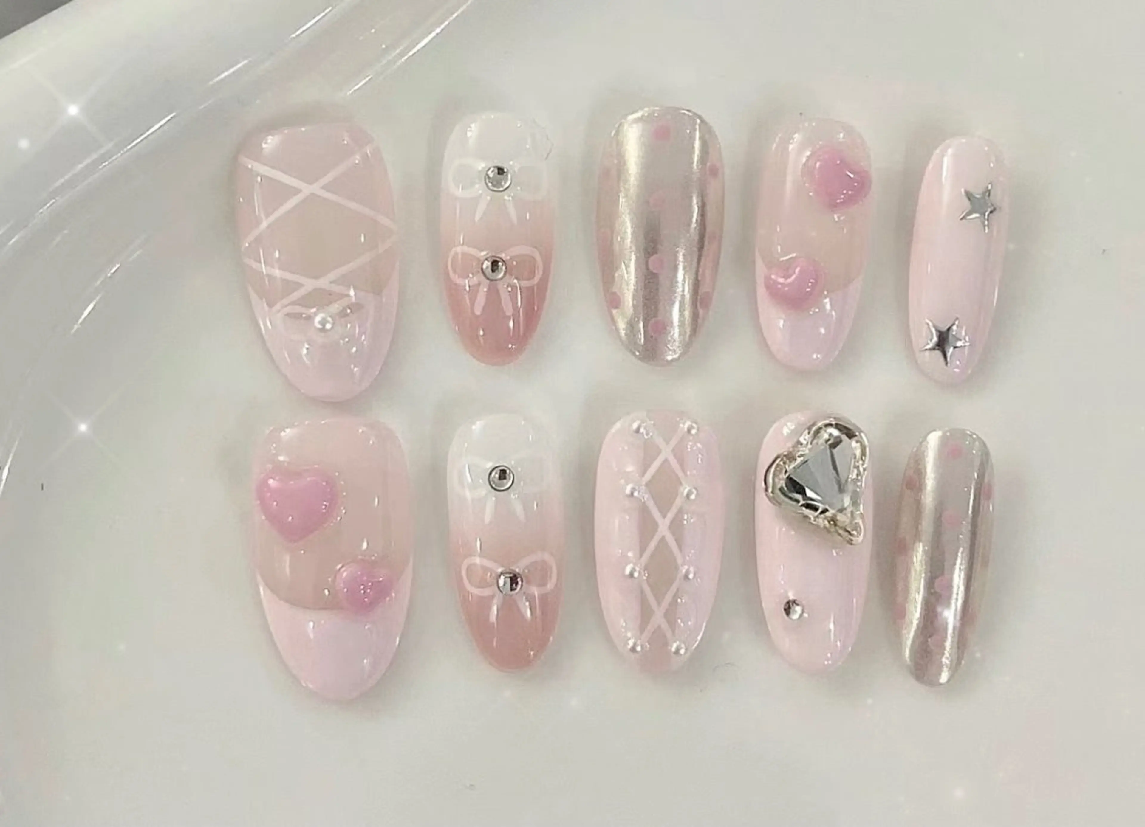 ネイル D-BEAUTY Nailsalonのネイルデザイン