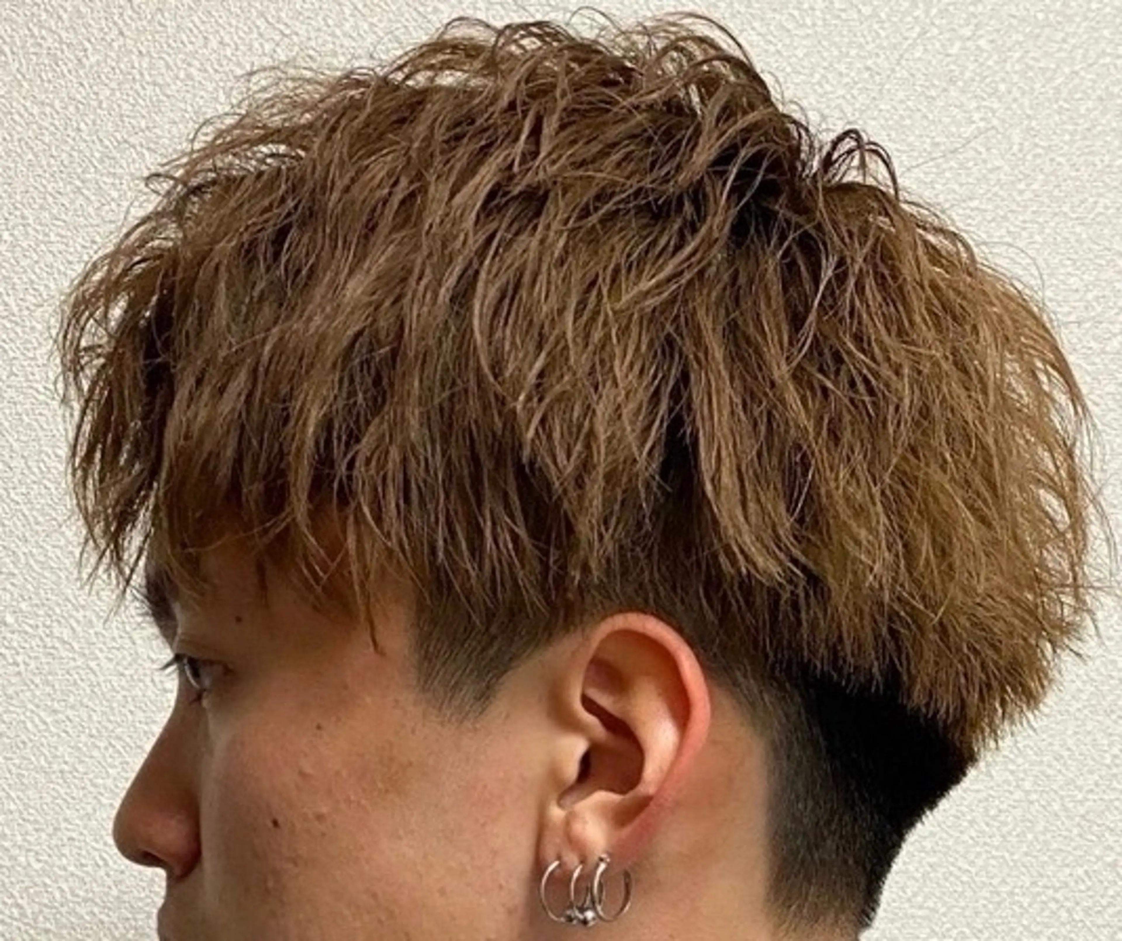 ショート メンズカット/透明感 カラー/河端悠花のヘアスタイル