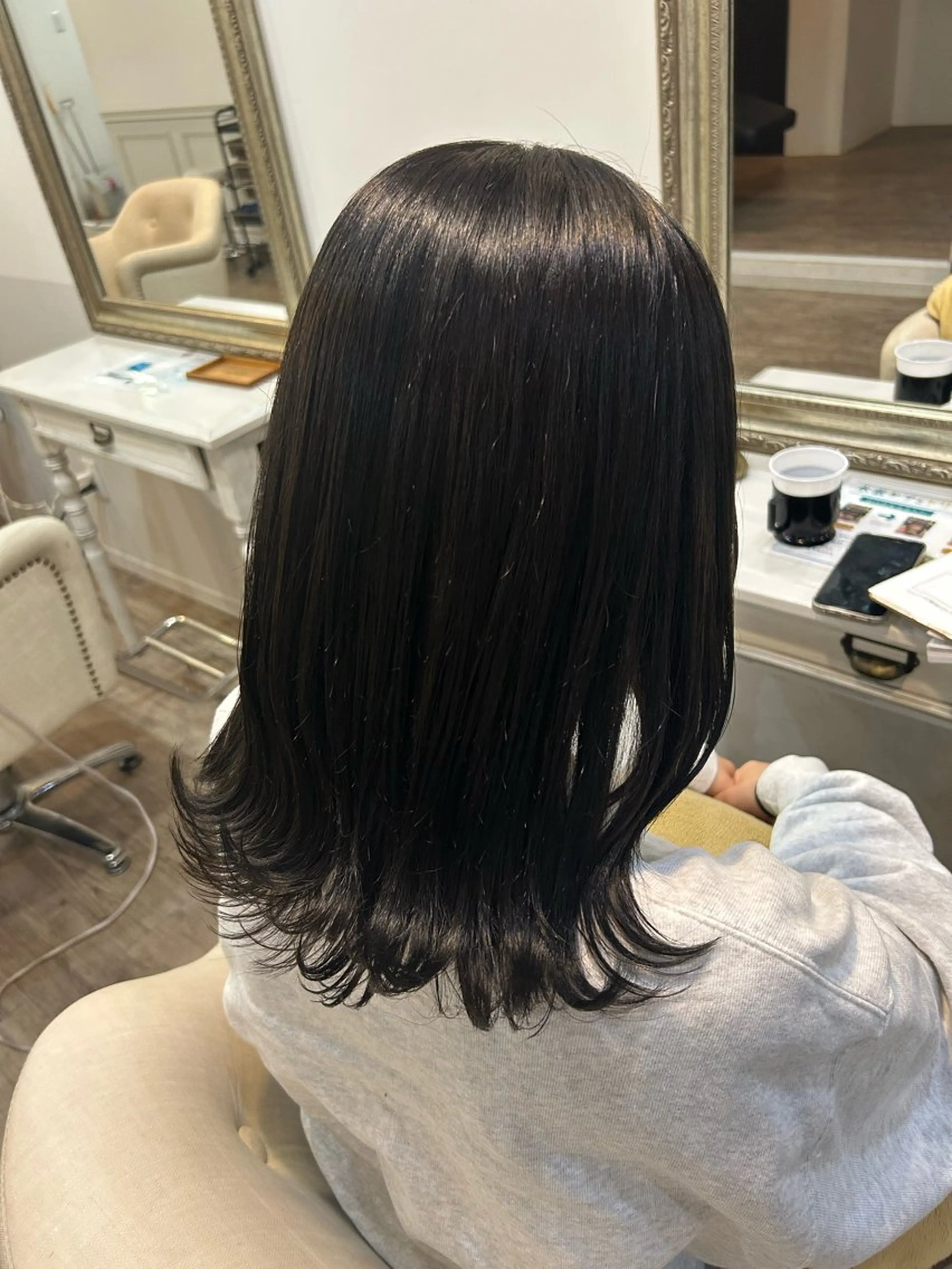 ミディアム カラー ヘアカラー roussy.所属・roussy. renkaのヘアスタイル