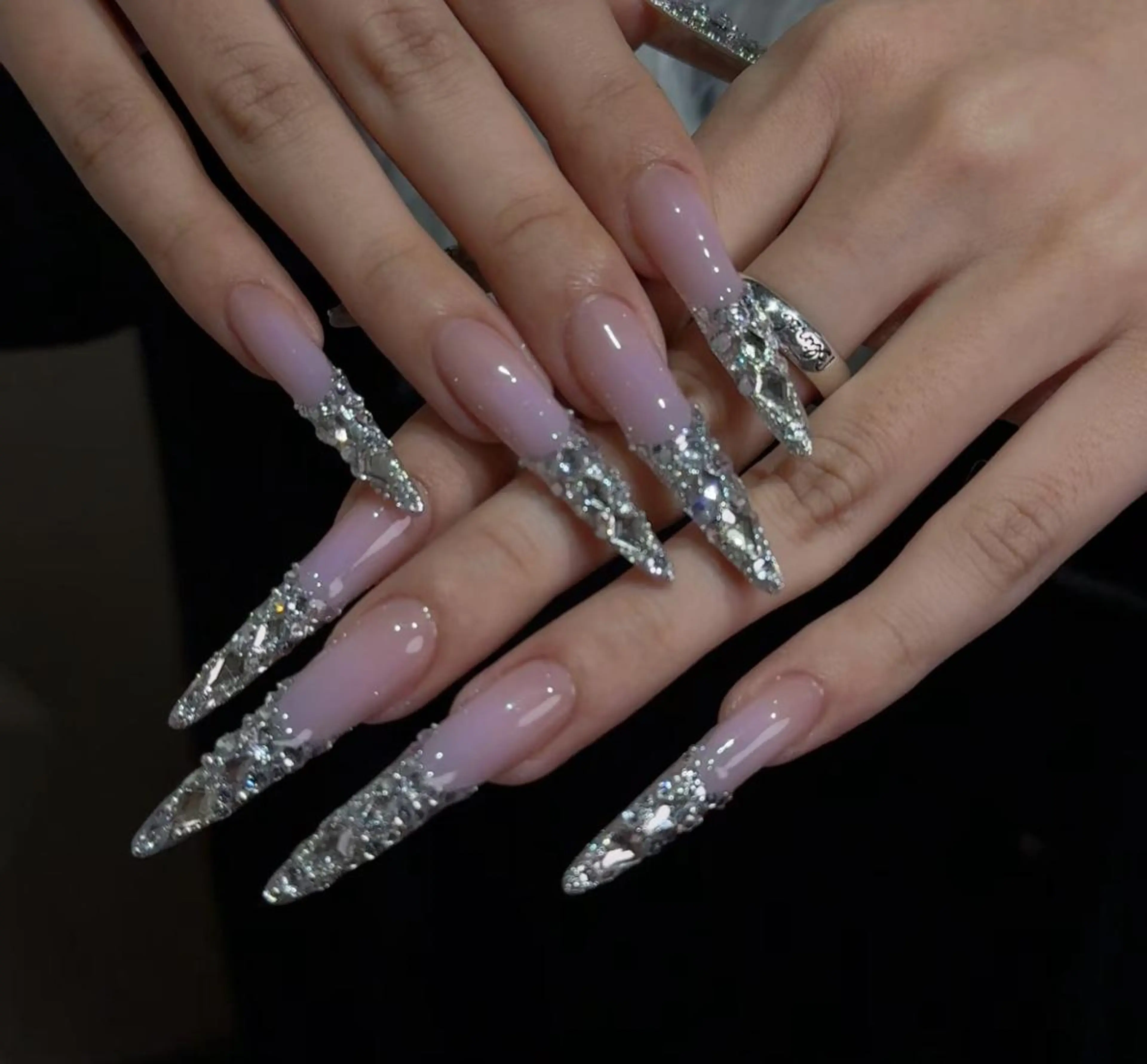 ネイル ハンドネイル エリ🫧 nail池袋東口のネイルデザイン