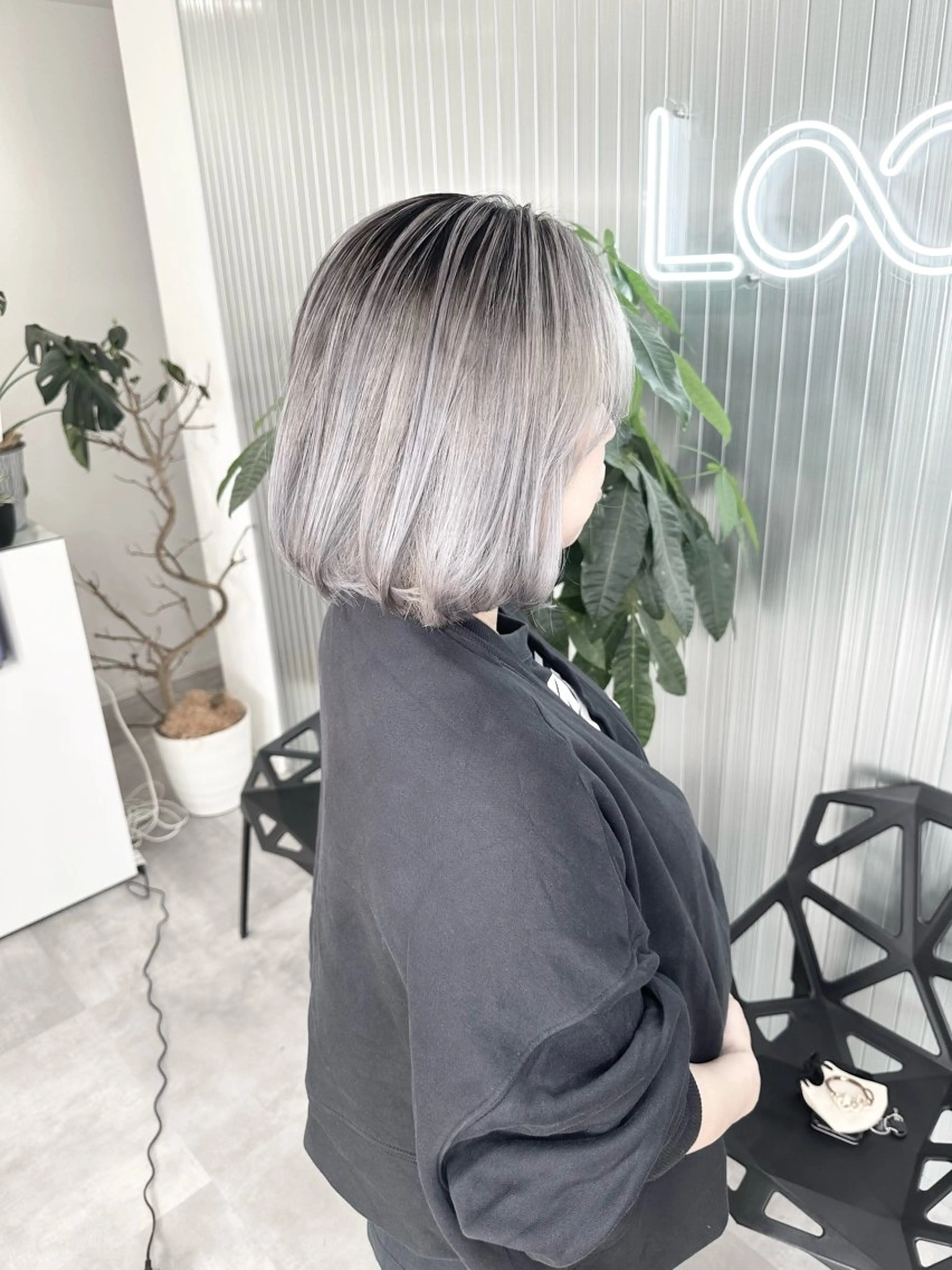 ショート カラー ヘアカラー LOOP hairのヘアスタイル