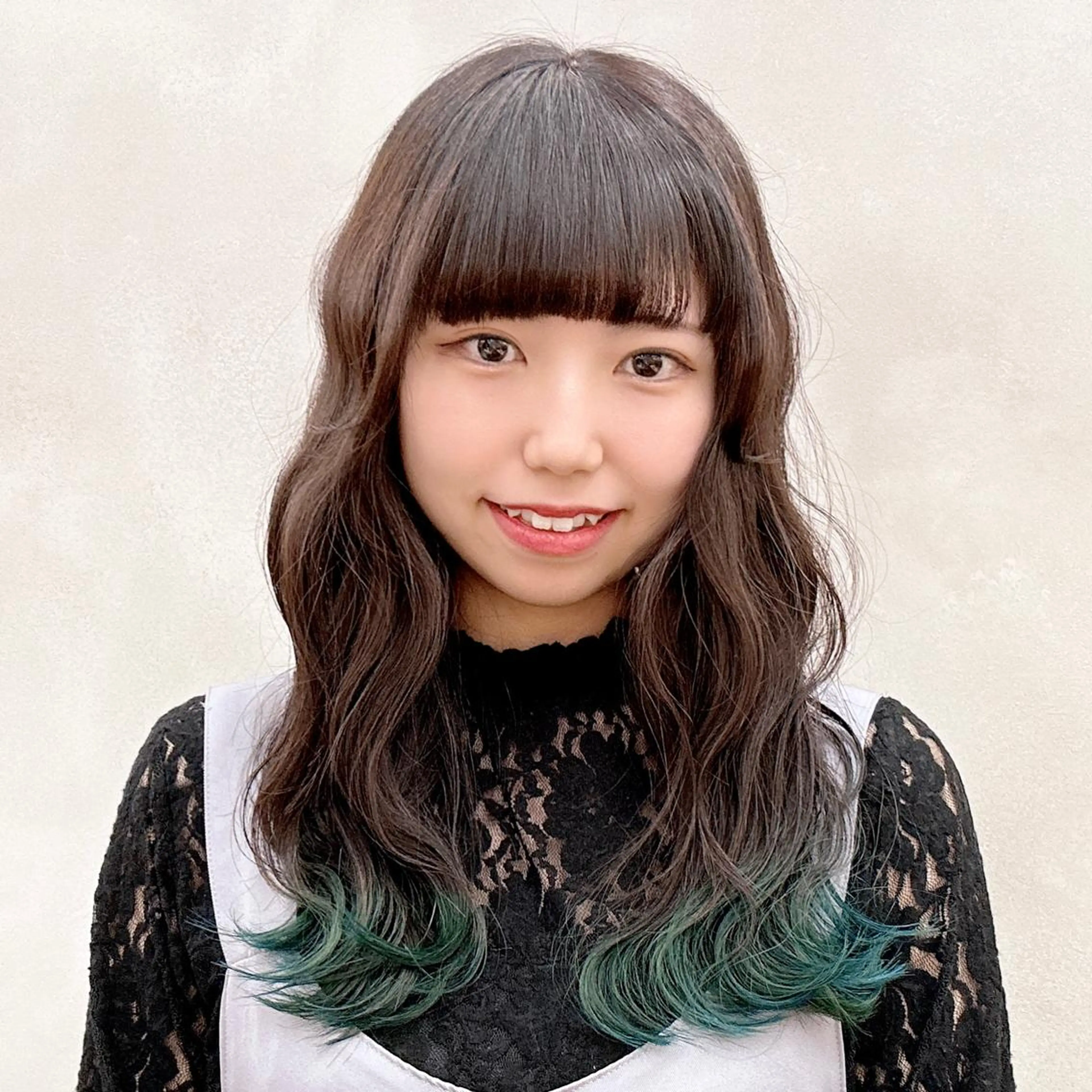 ロング カラー カット ヘアカラー トリートメント 髪質改善⌇透明感 カラー⌇川上葵のヘアスタイル