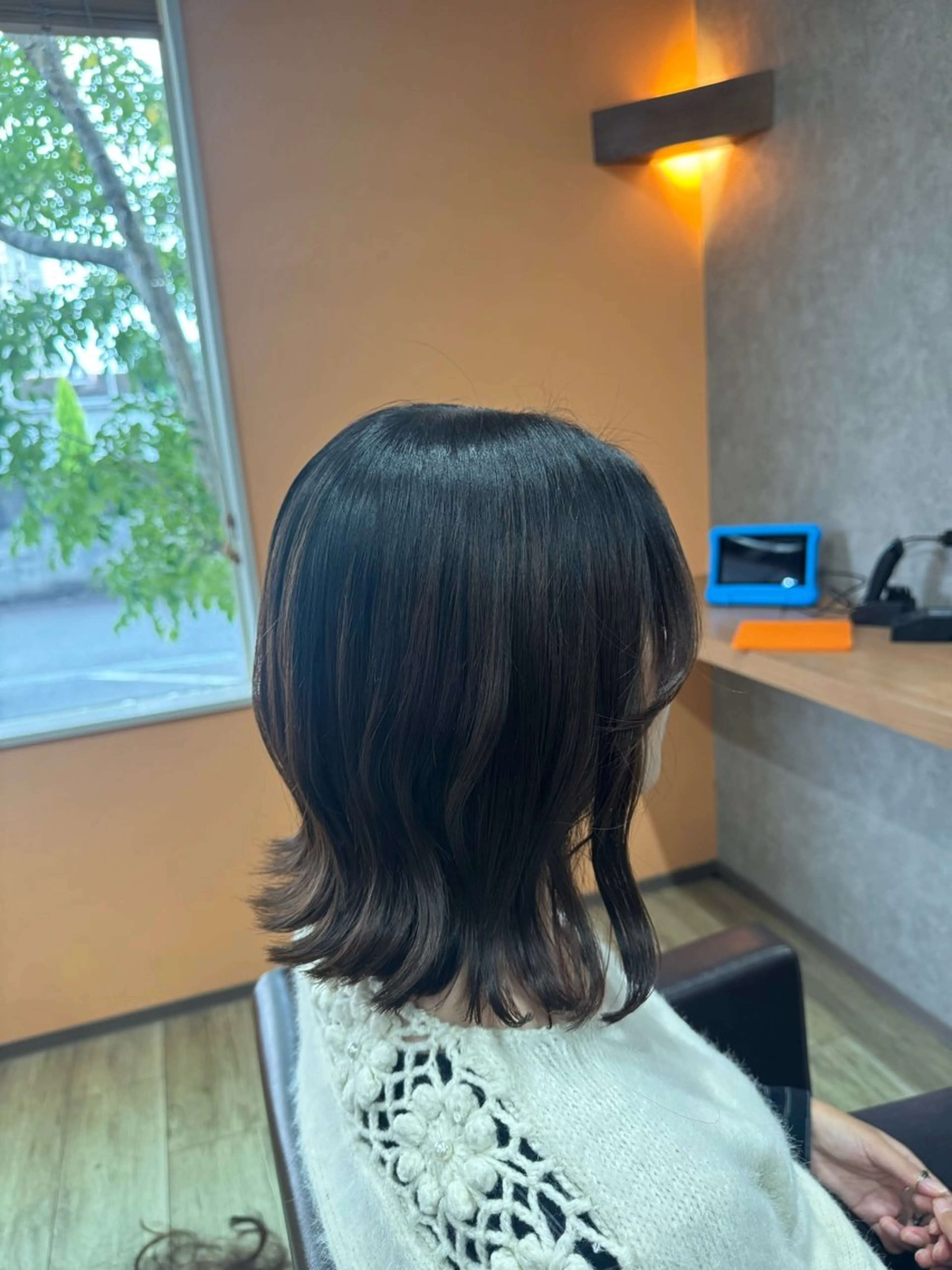 ミディアム くびれヘア . みおのヘアスタイル