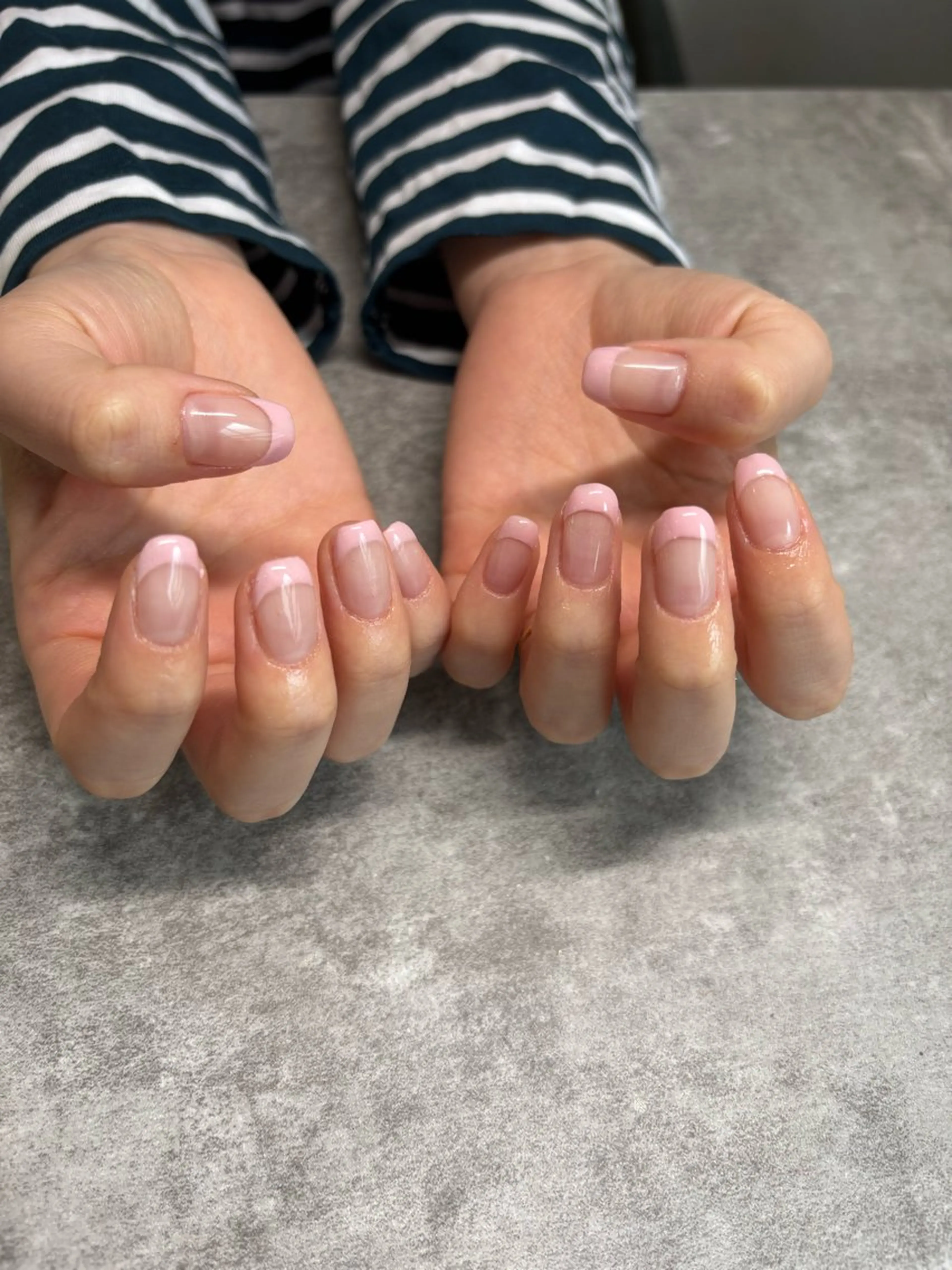 ネイル クリアネイル フレンチネイル ハンドネイル 【新宿三丁目】 もえNoël🎨🤍のネイルデザイン